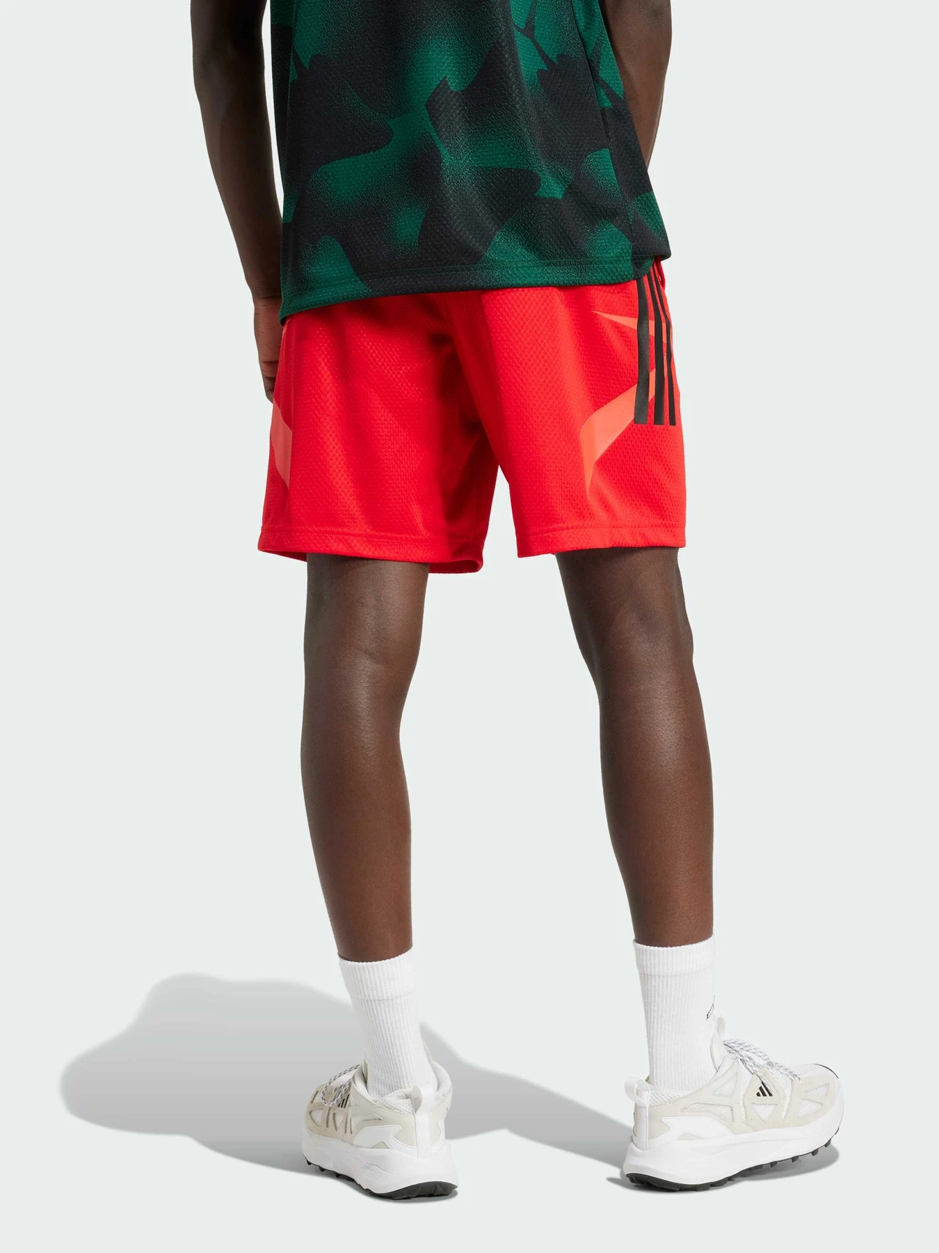 Шорти Adidas Tiro модель JC8057 Шорти Adidas Tiro модель JC8057 Фото