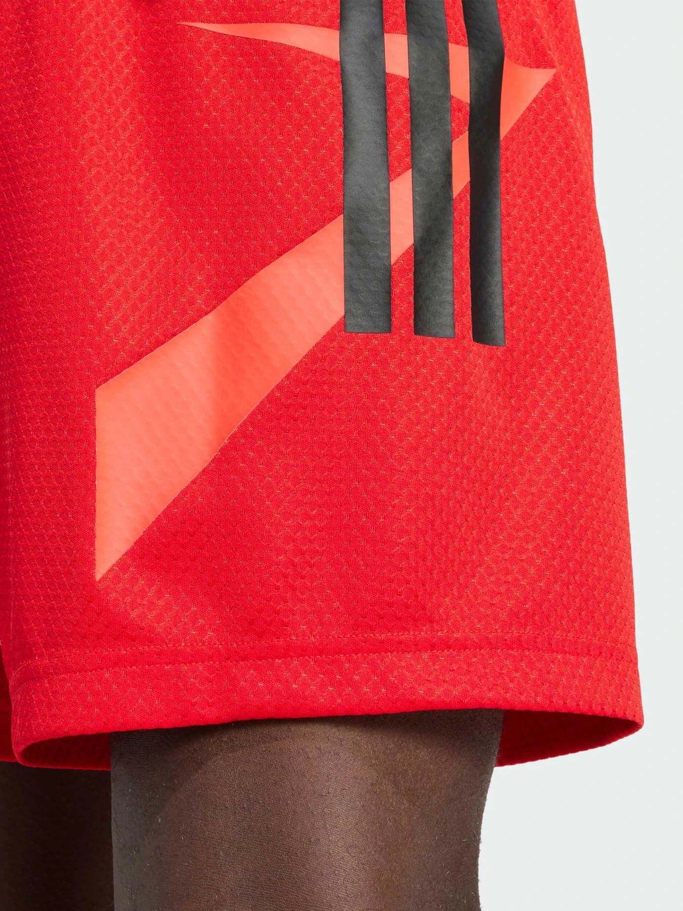 Шорти Adidas Tiro модель JC8057 Шорти Adidas Tiro модель JC8057 Фото