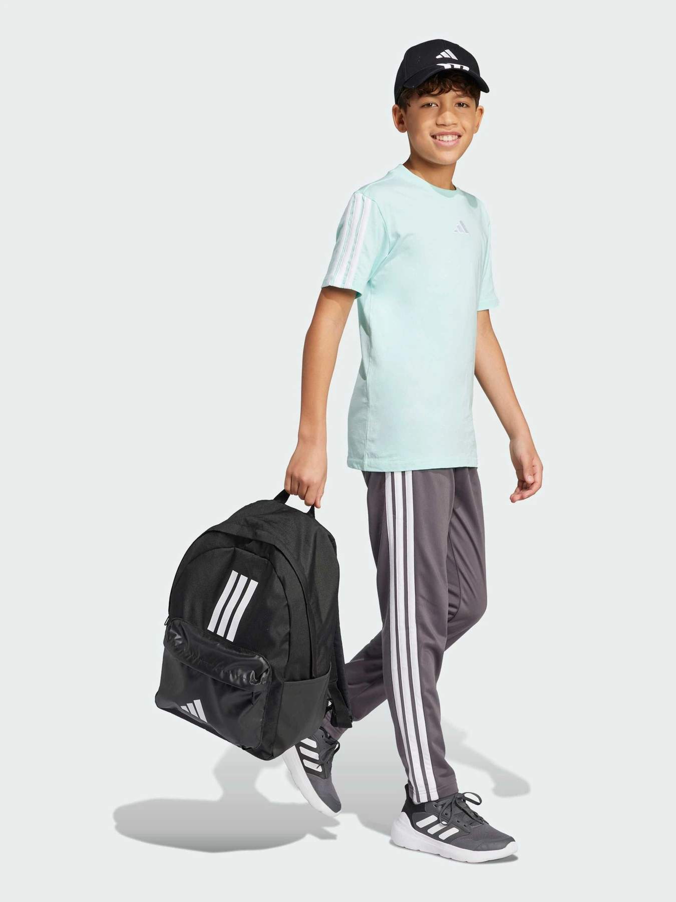 Футболки і поло Adidas модель JD6491 Футболки і поло Adidas модель JD6491 Фото