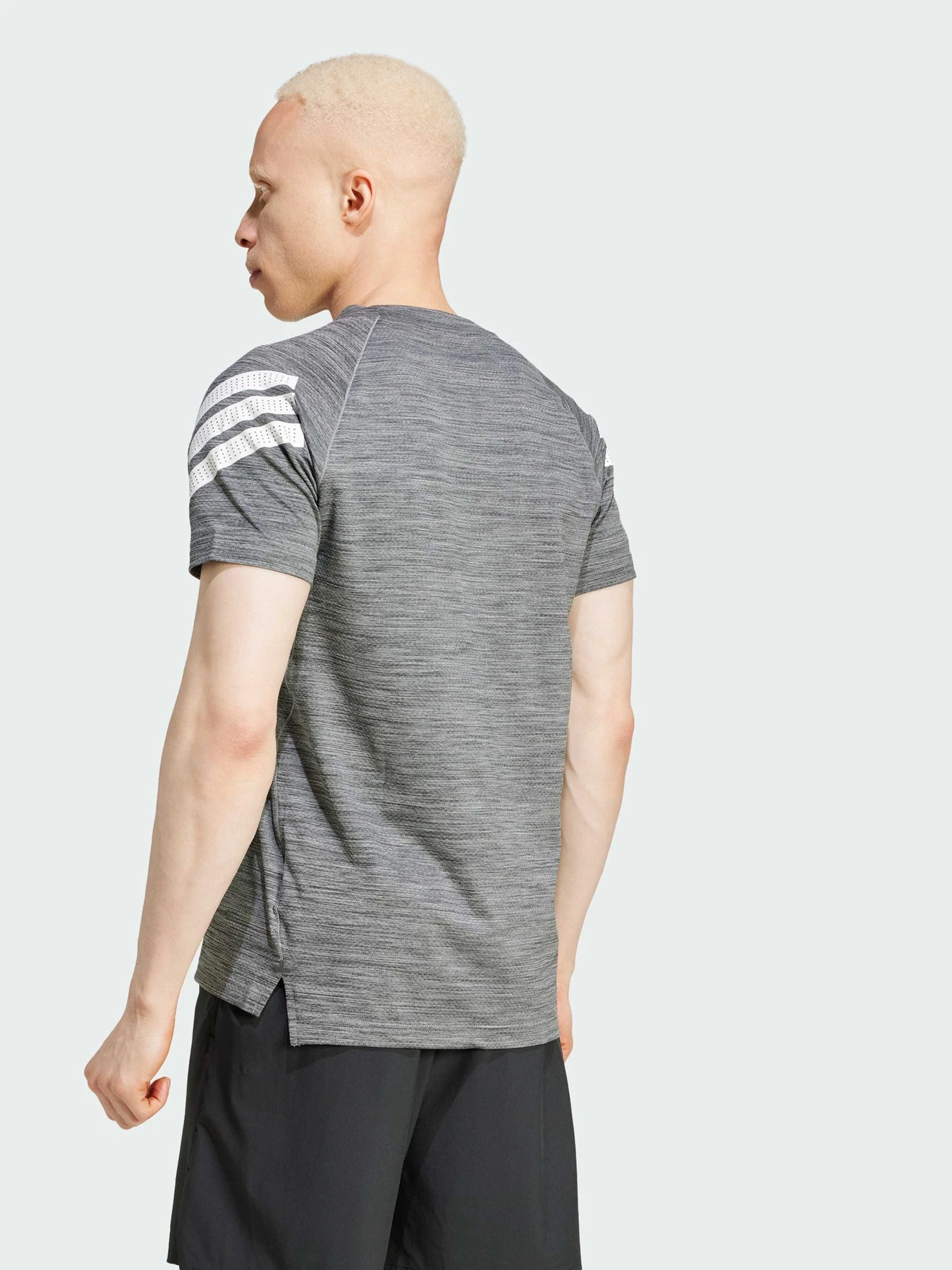 Футболки и поло Adidas 3 Stripes модель JE5669 Футболки и поло Adidas 3 Stripes модель JE5669 Фото