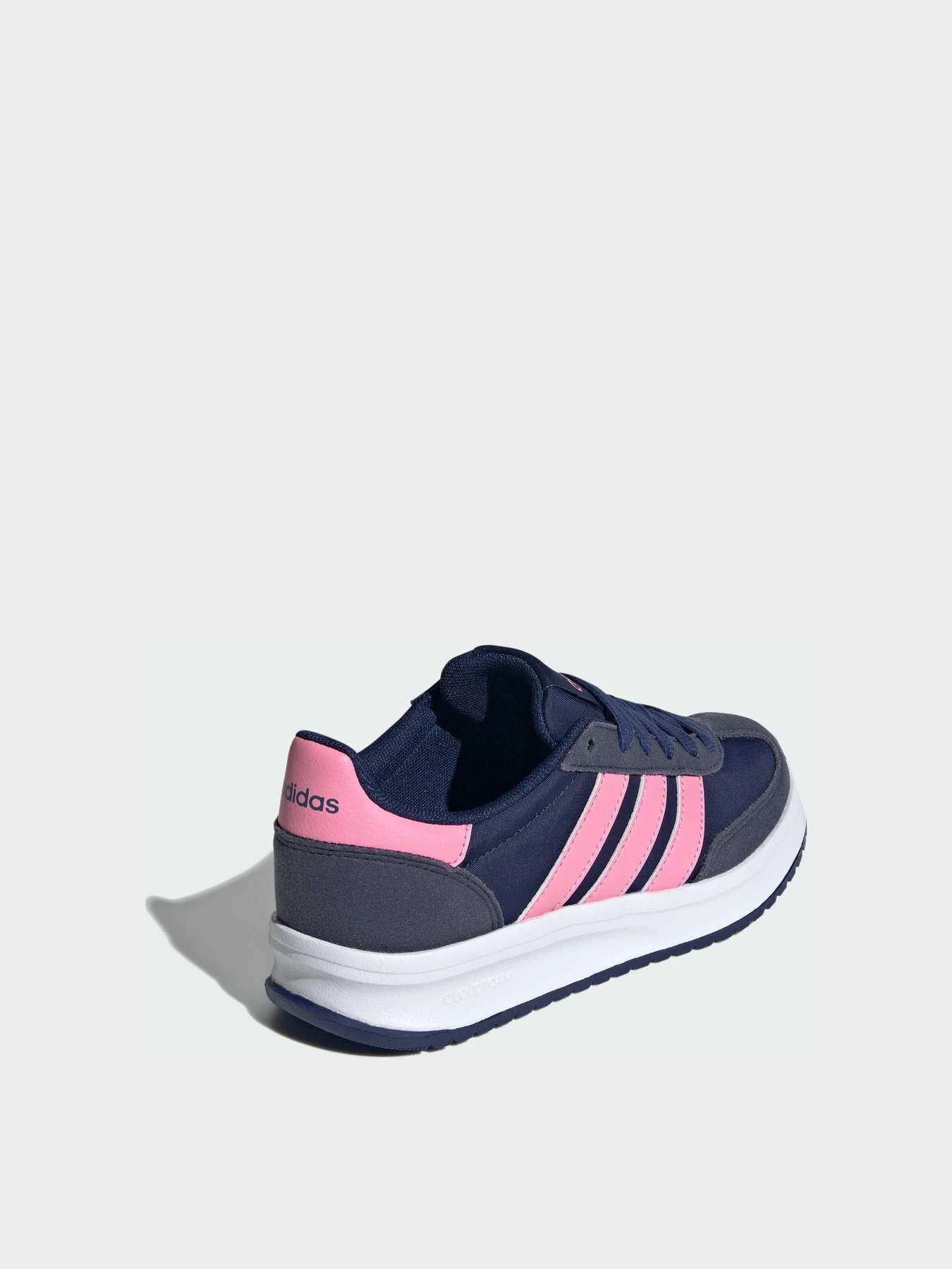 Кроссовки Adidas модель JI2246 Кроссовки Adidas модель JI2246 Фото