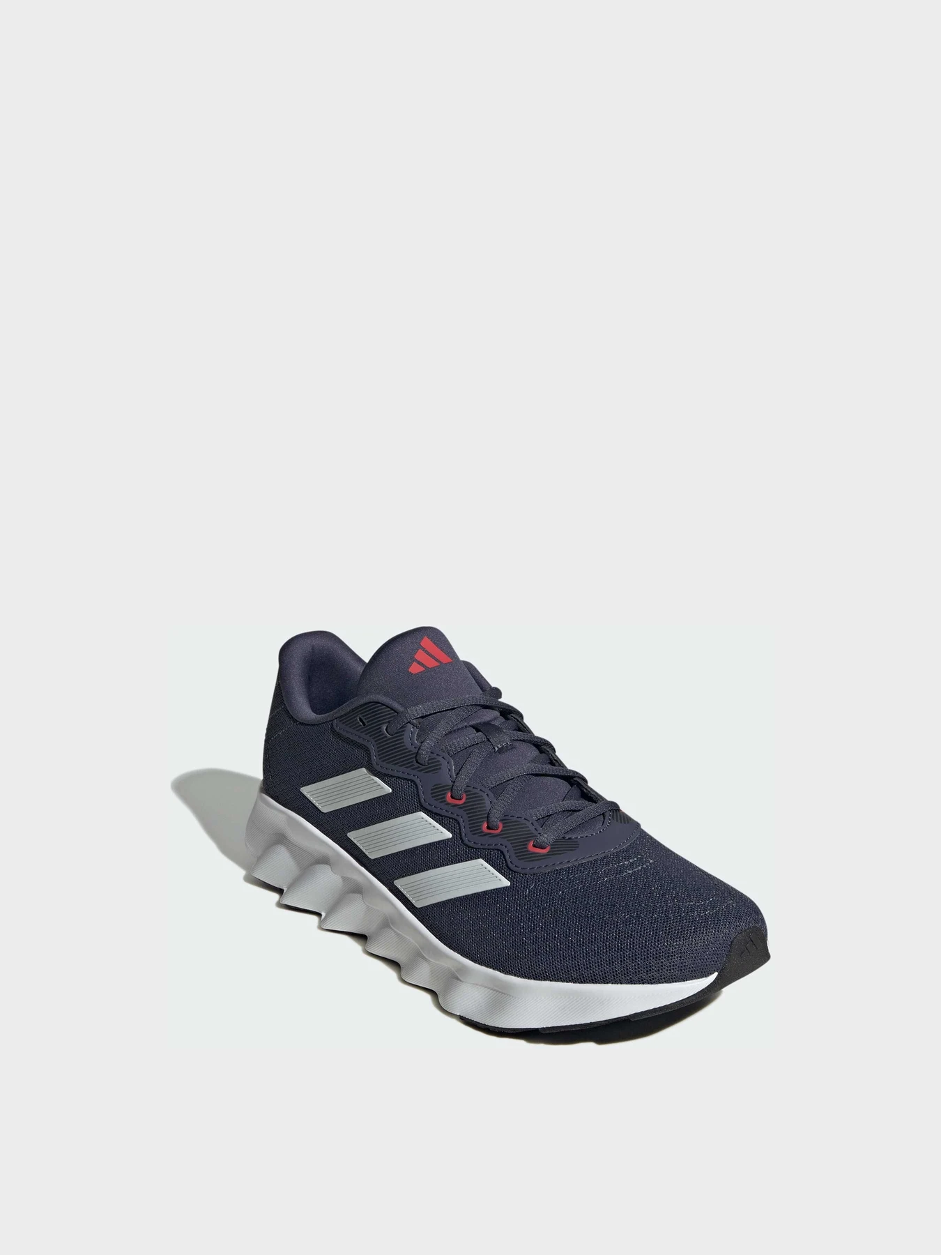 Кроссовки Adidas модель ID8329 Кроссовки Adidas модель ID8329 Фото
