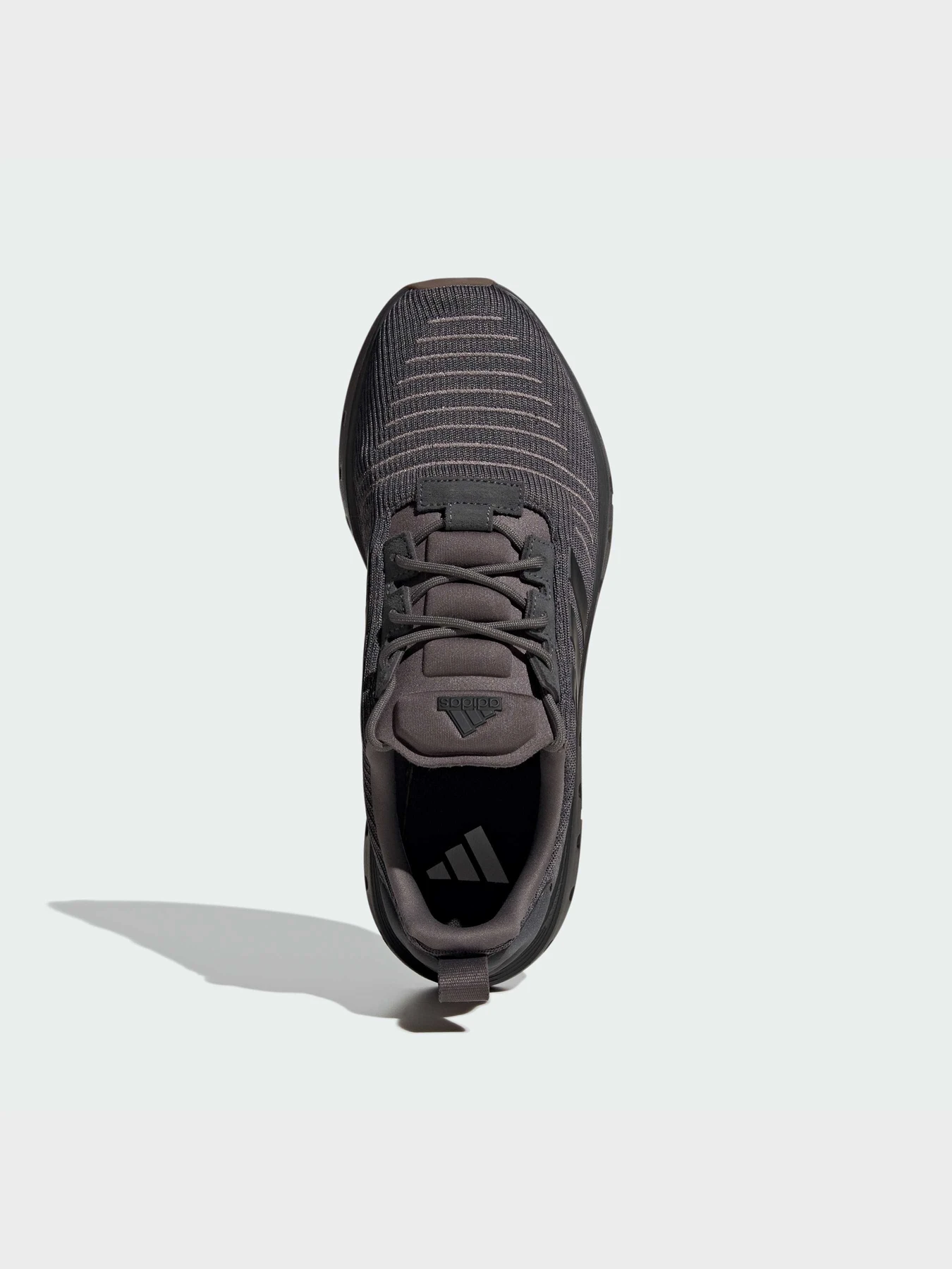 Кроссовки Adidas Swift модель IE6324 Кроссовки Adidas Swift модель IE6324 Фото