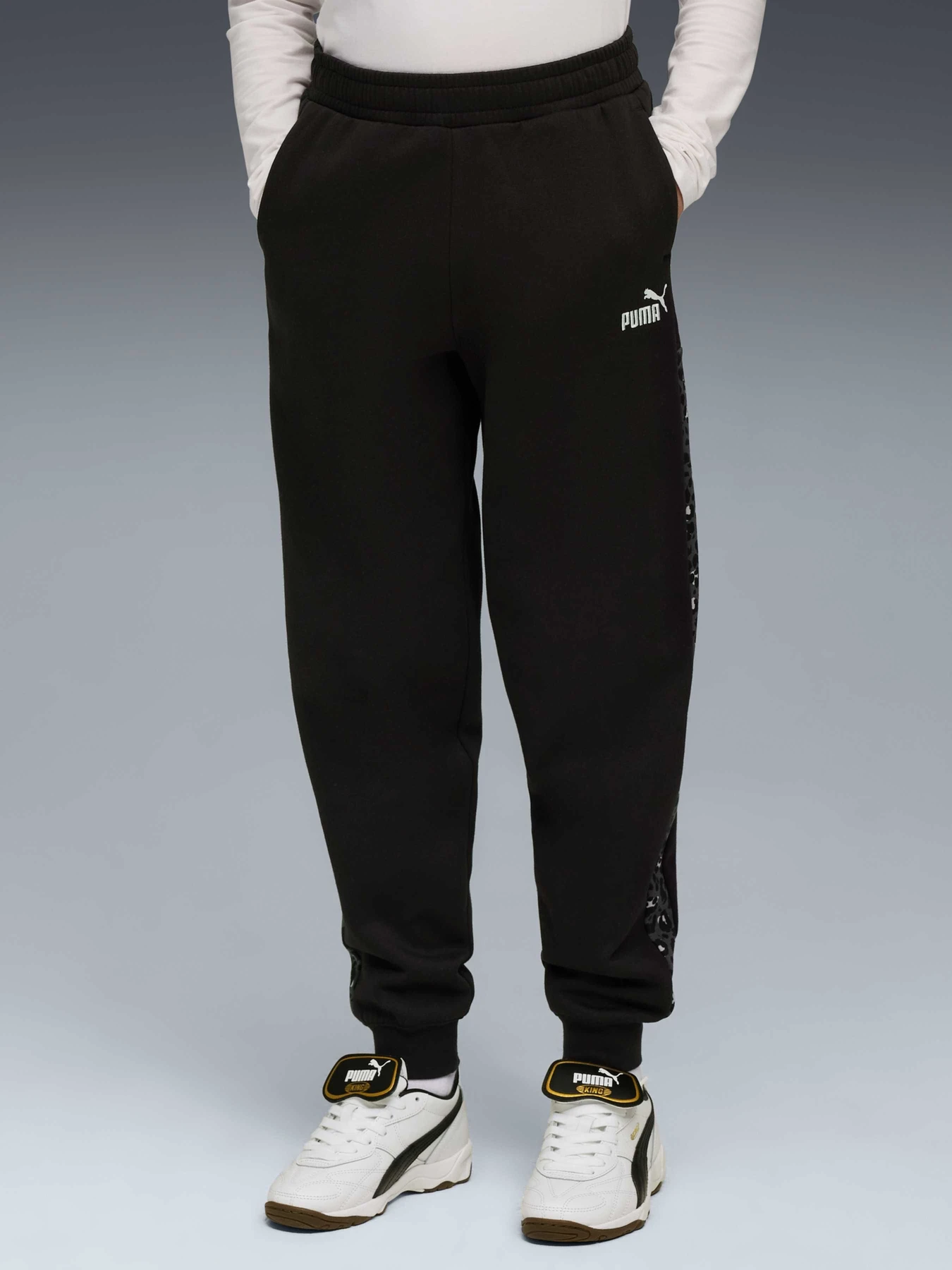 Штани PUMA Ess Graphic Animal Pants модель 688760 Фото