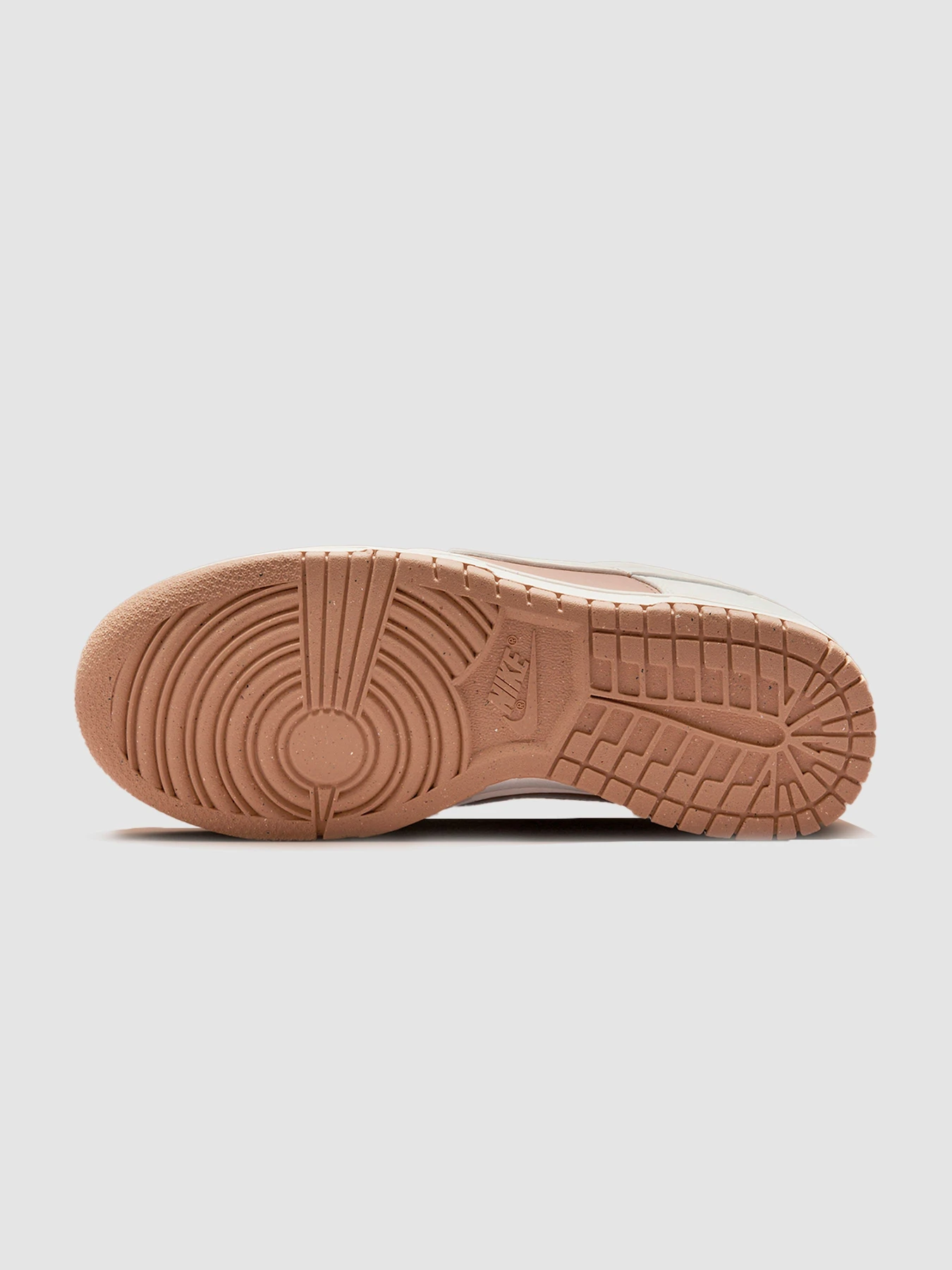 Кросівки NIKE Dunk Low Nn модель DD1873-200 Кросівки NIKE Dunk Low Nn модель DD1873-200 Фото