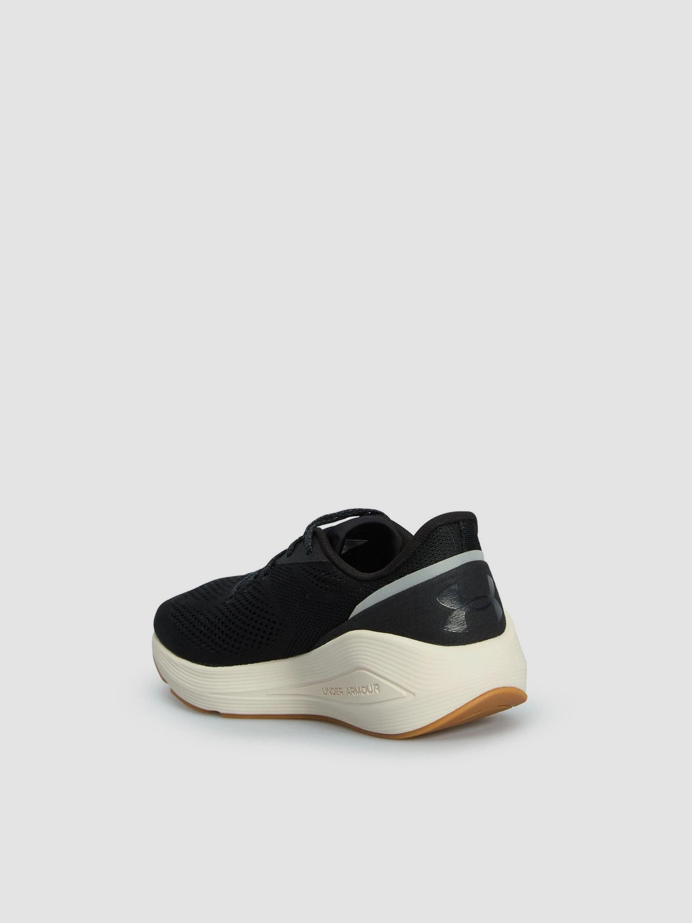Кроссовки Under Armour Ua Sonic 7 модель 3028002-001 Кроссовки Under Armour Ua Sonic 7 модель 3028002-001 Фото