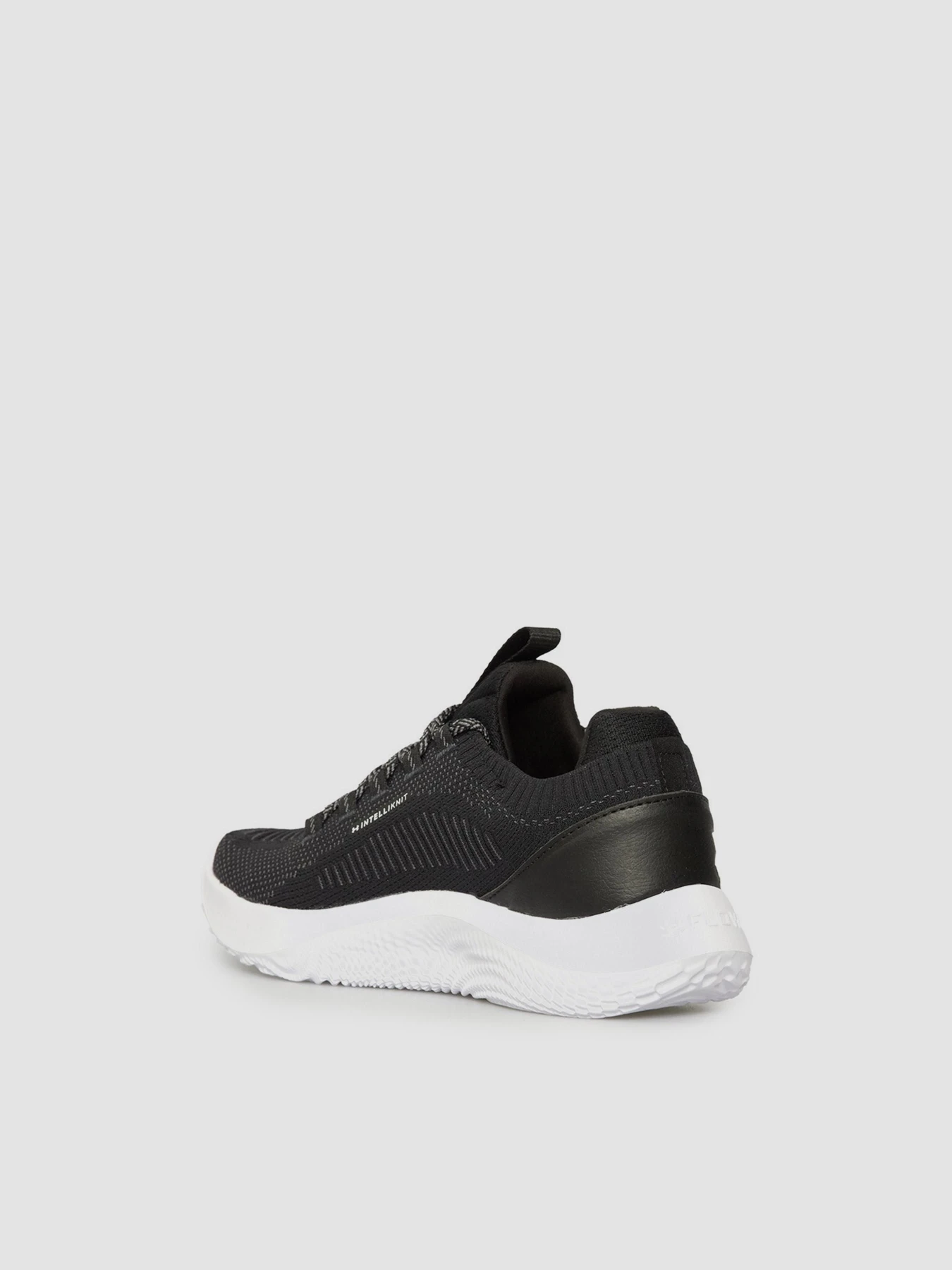 Кросівки Under Armour Ua Dynamic 2 модель 3028076-002 Кросівки Under Armour Ua Dynamic 2 модель 3028076-002 Фото