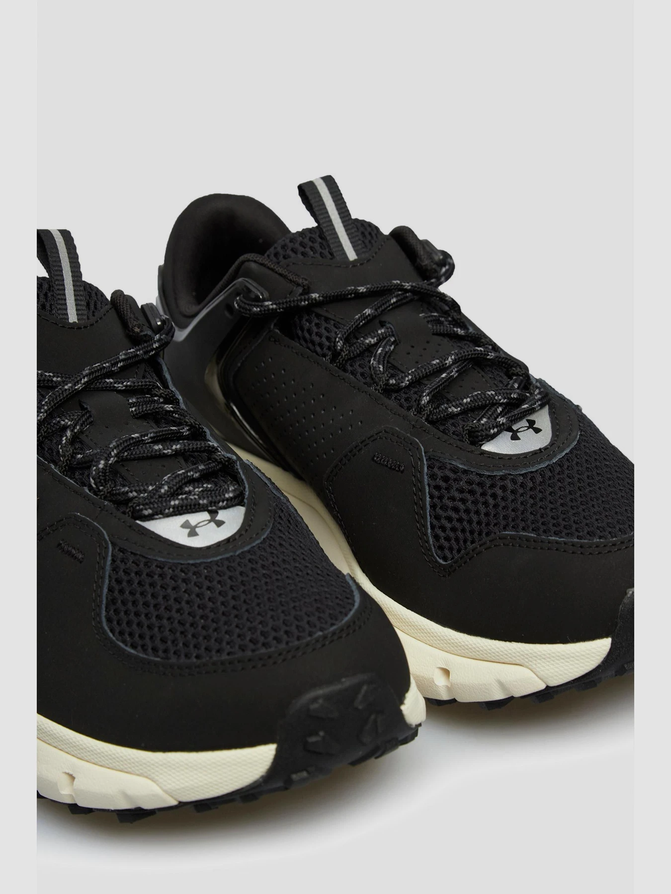 Кросівки Under Armour Ua Summit Trek модель 3028345-003 Фото
