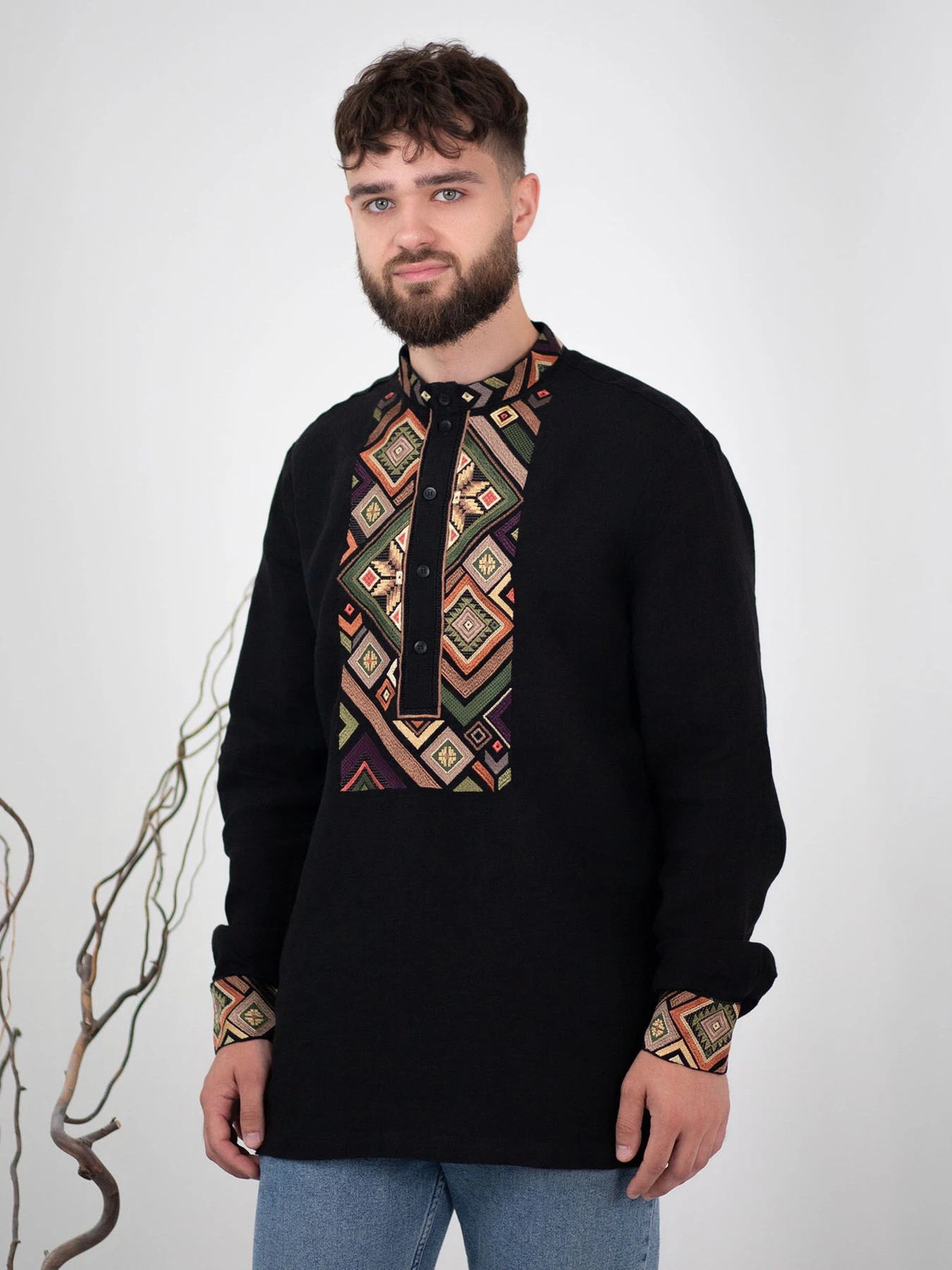 Вышиванки Едельвіка модель 255-25-00black Вышиванки Едельвіка модель 255-25-00black Фото