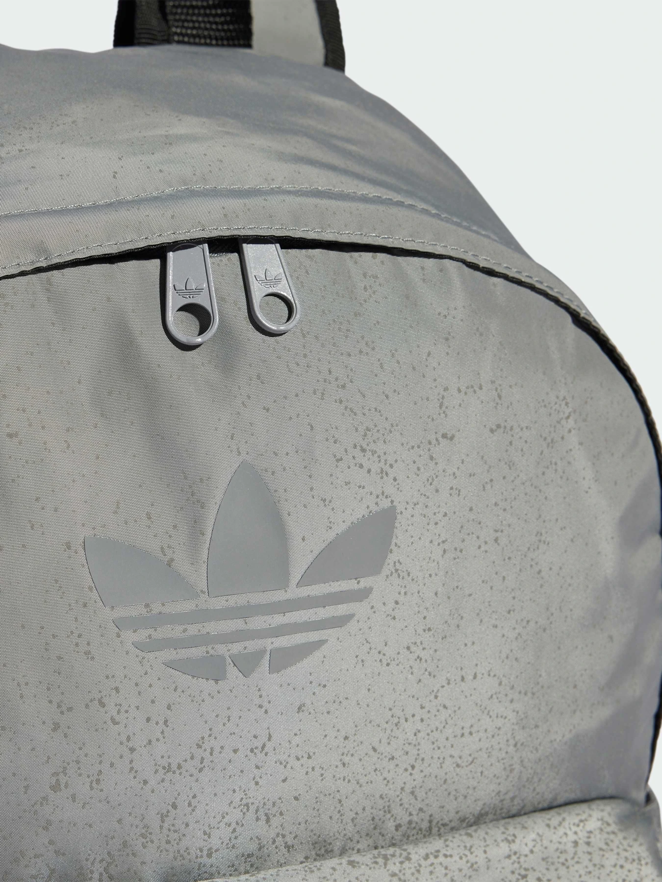 Рюкзаки Adidas Graphics модель JX3220 Рюкзаки Adidas Graphics модель JX3220 Фото