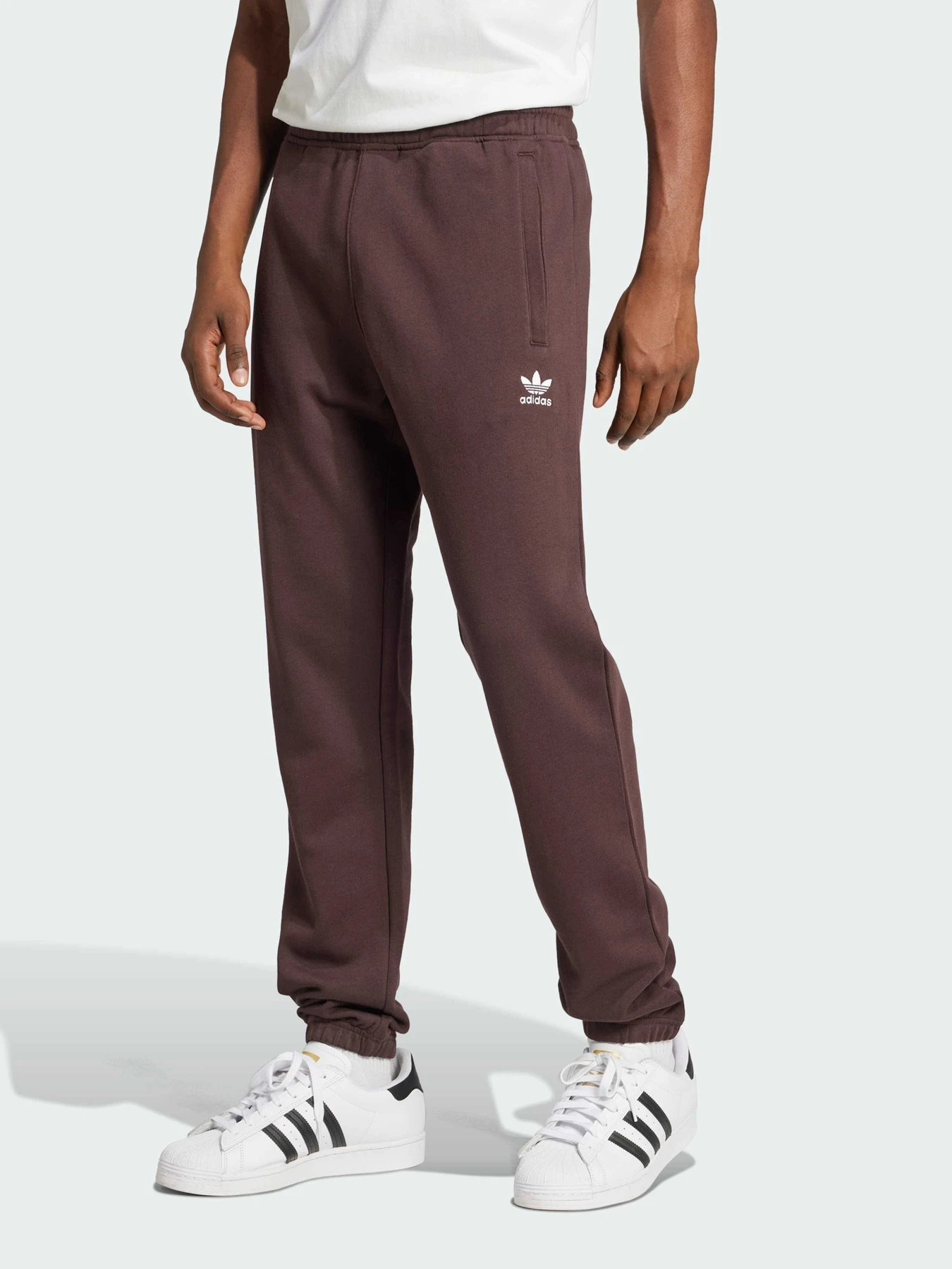 Брюки Adidas модель IX7690 Брюки Adidas модель IX7690 Фото