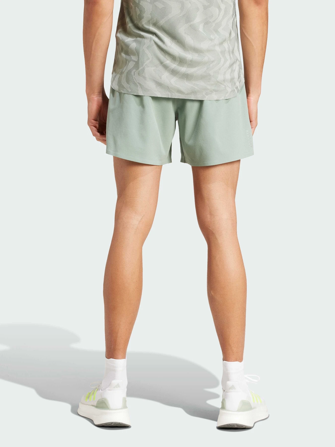 Шорты Adidas модель JD9783 Шорты Adidas модель JD9783 Фото