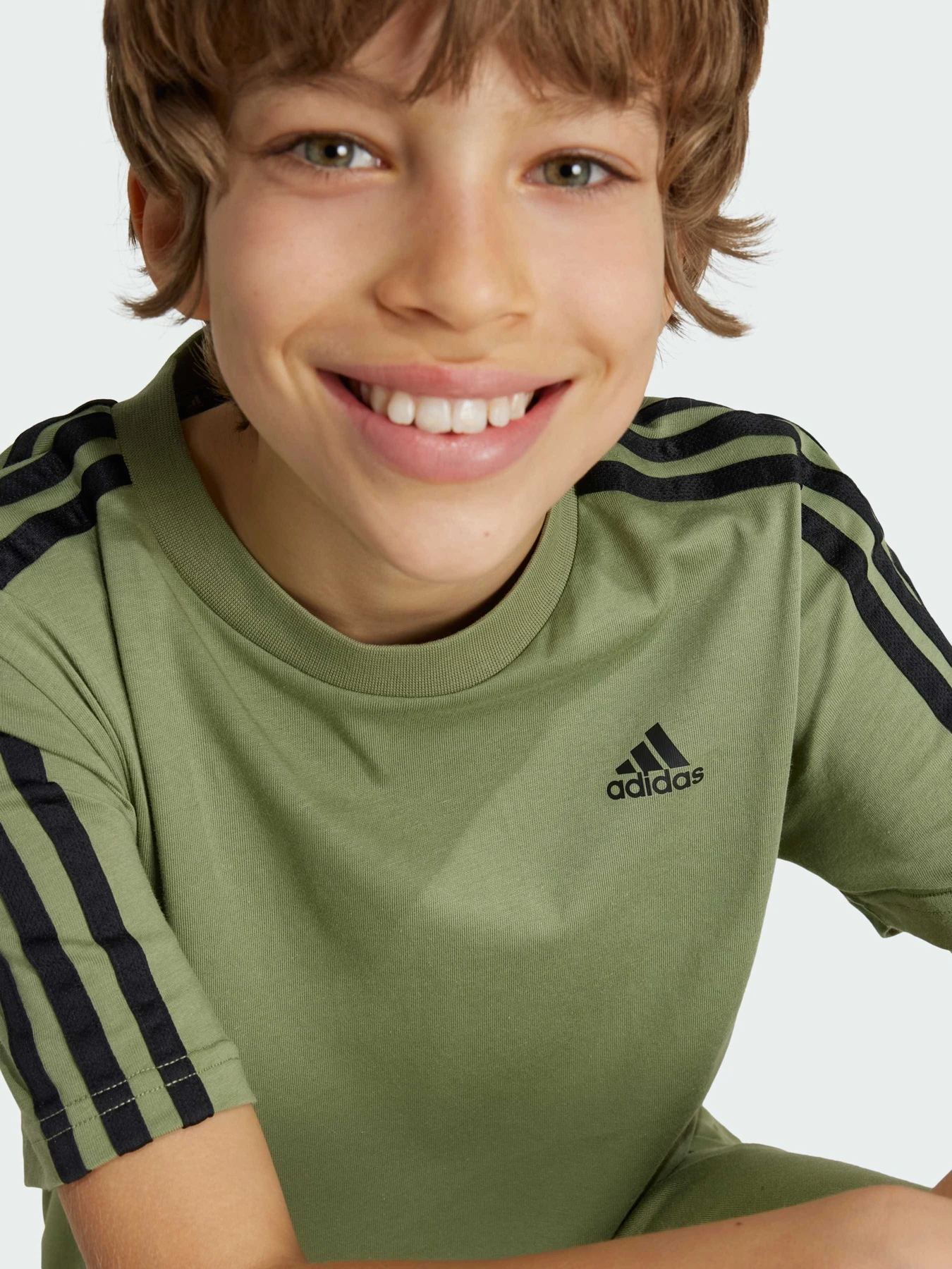Футболки і поло Adidas модель IX9540 Футболки і поло Adidas модель IX9540 Фото