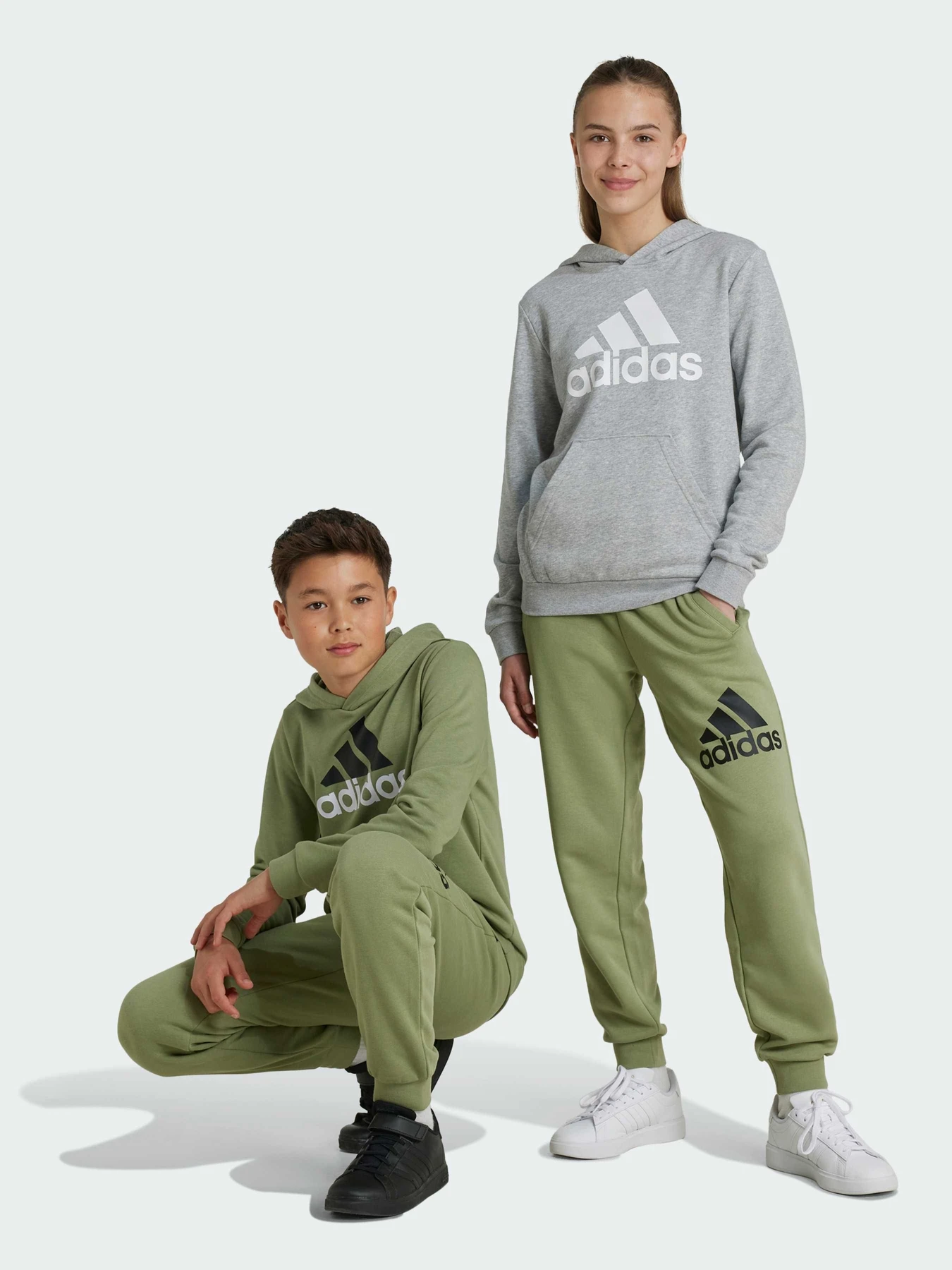 Штани Adidas модель IX9586 Штани Adidas модель IX9586 Фото