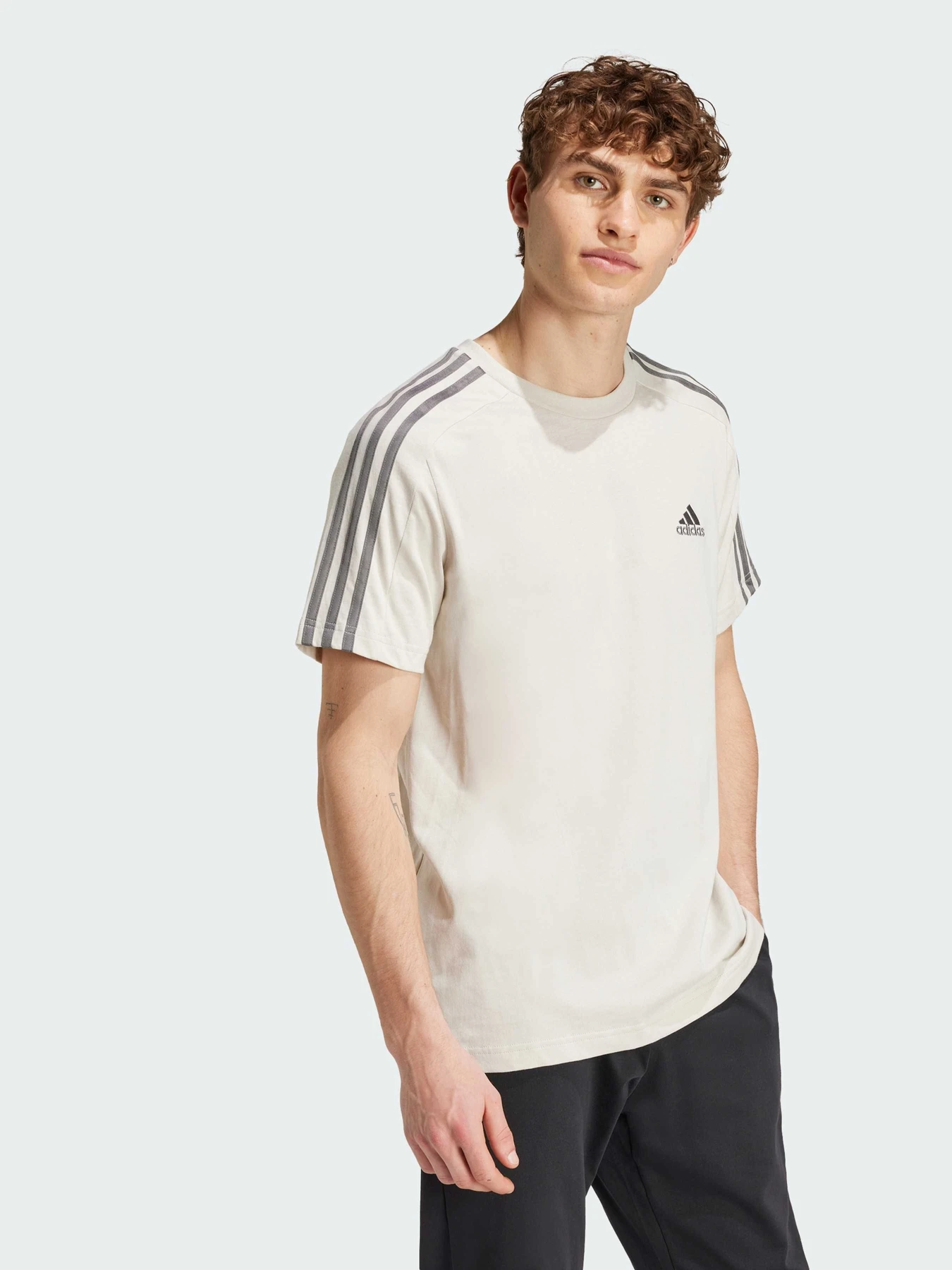 Футболки і поло Adidas модель IY9123 Футболки і поло Adidas модель IY9123 Фото