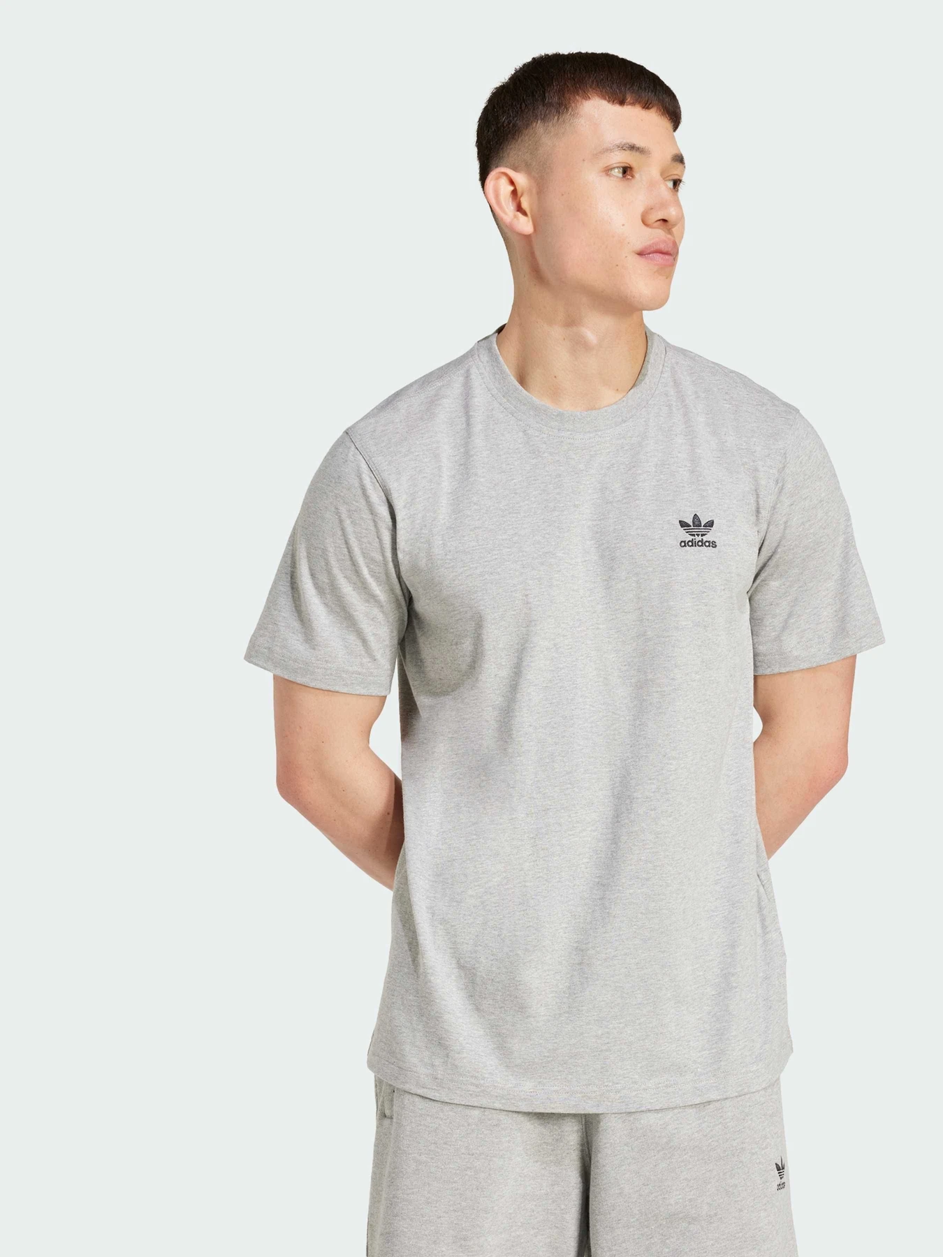 Футболки і поло Adidas модель IZ2096 Футболки і поло Adidas модель IZ2096 Фото