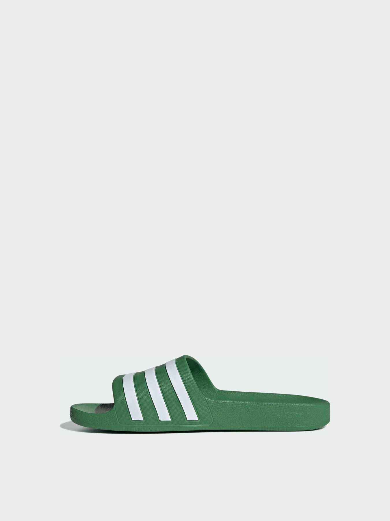 Шлёпанцы Adidas Adilette модель IH2690 Фото