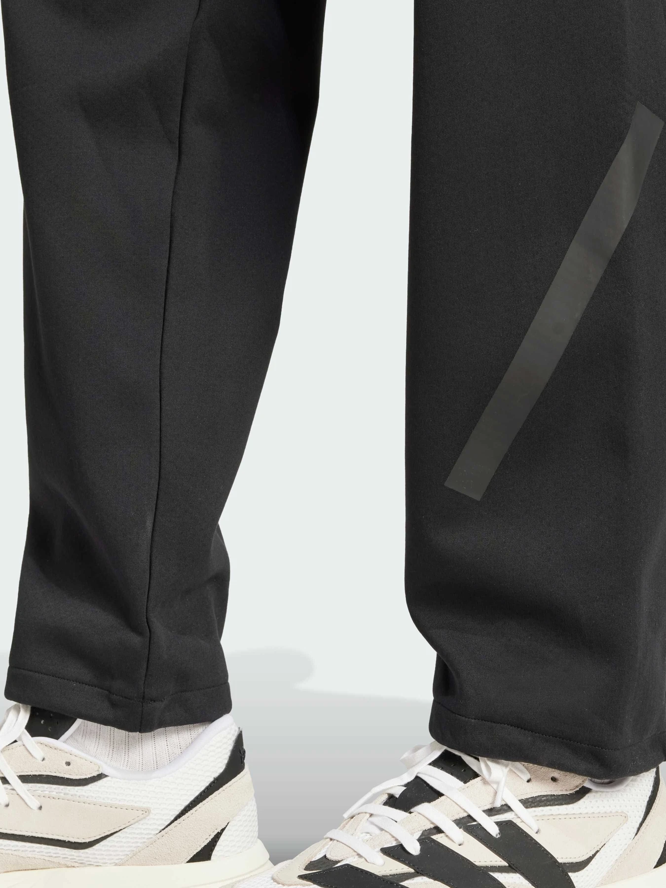Брюки Adidas ZNE модель JC5478 Фото