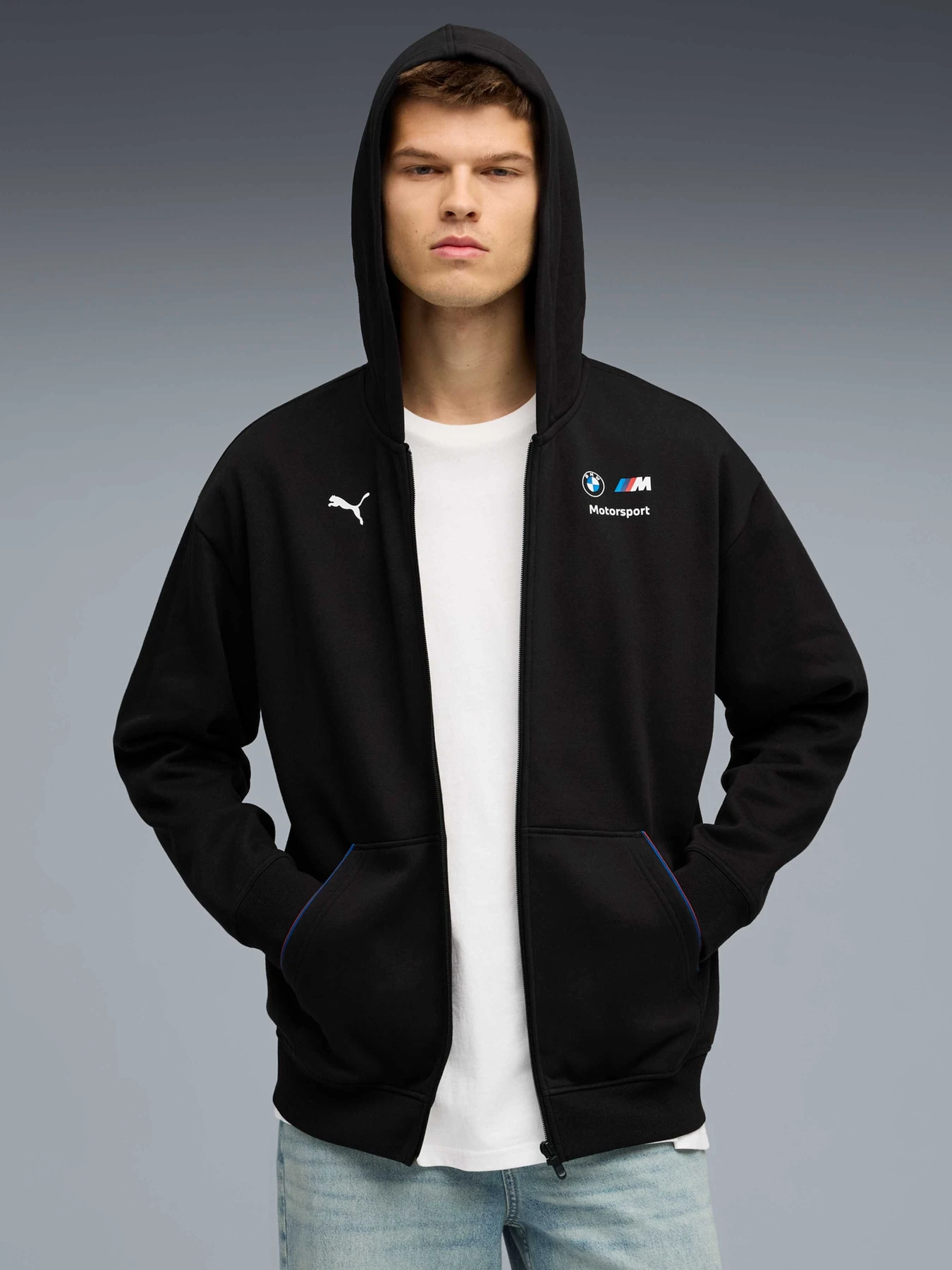 Худі та світшоти PUMA Bmw Mms Ess+ Fz Hdd Jkt Fl модель 633049 Худі та світшоти PUMA Bmw Mms Ess+ Fz Hdd Jkt Fl модель 633049 Фото