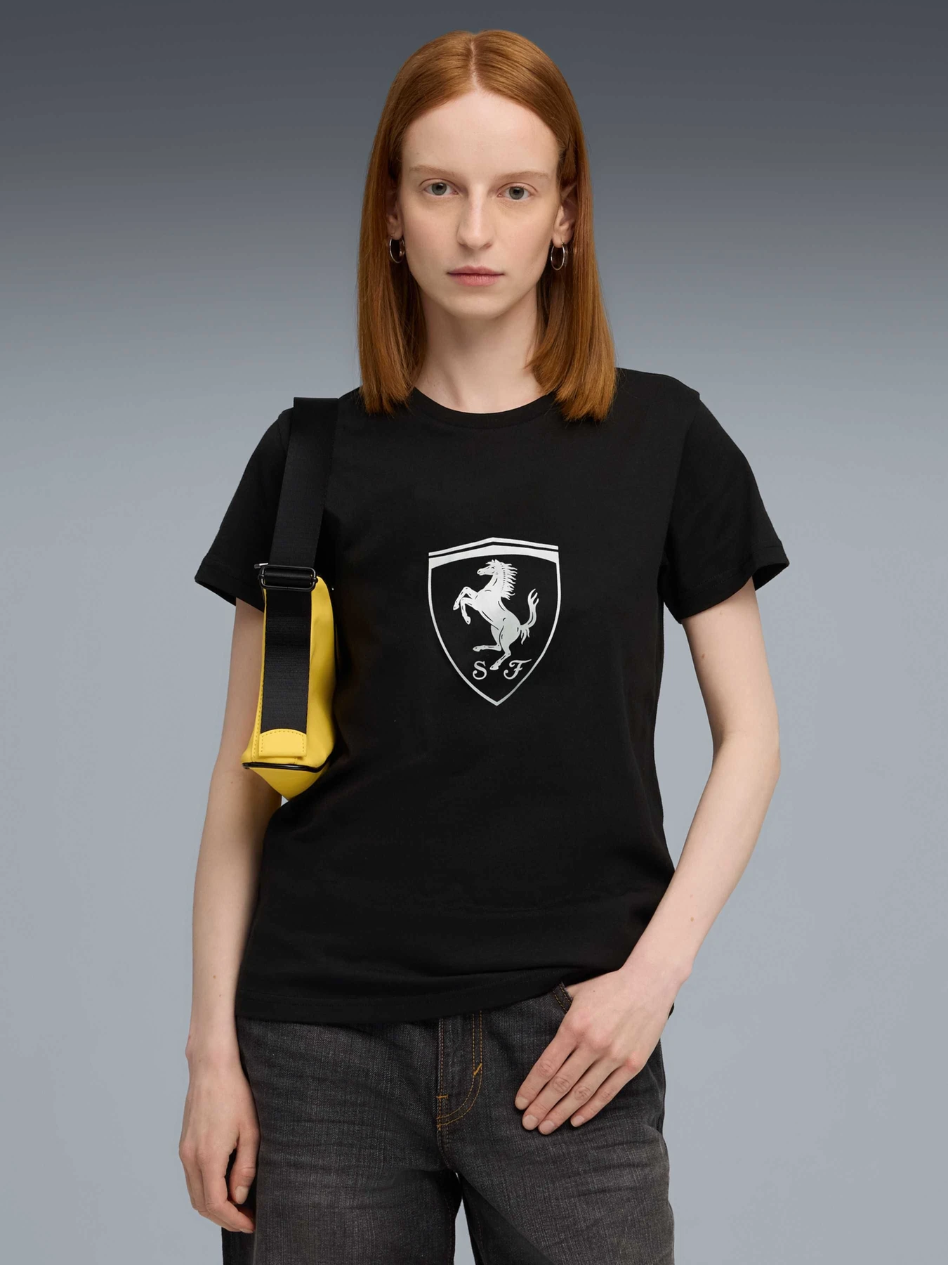 Футболки и поло PUMA Ferrari Sportswear Wmn Shd T модель 632795 Футболки и поло PUMA Ferrari Sportswear Wmn Shd T модель 632795 Фото
