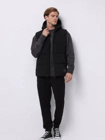 Куртки и дубленки Colin’s модель CL1076538_Q1.V1_BLK Фото