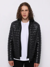 Куртки и дубленки Colin’s модель CL1076211_Q1.V1_BLK Фото