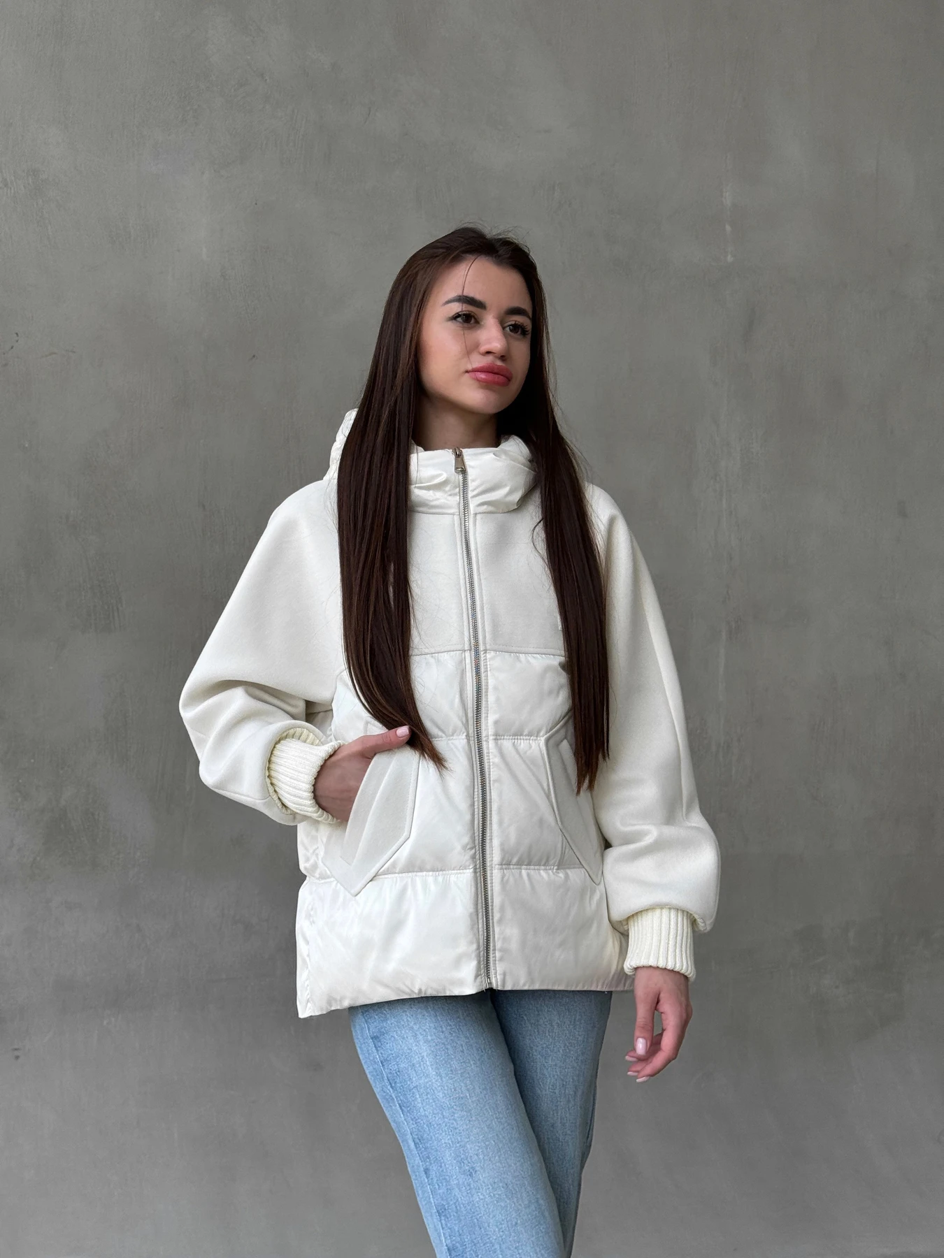Куртки та дублянки D&V couture модель DV-006-WHT Фото