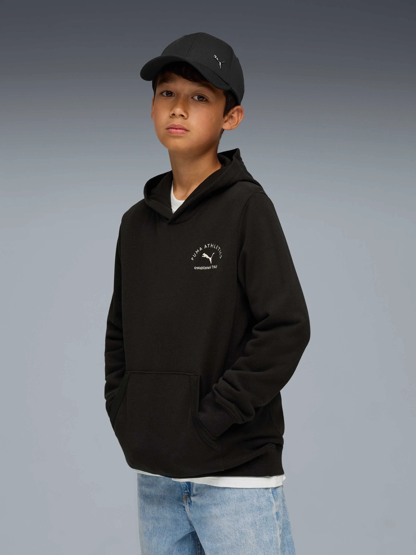 Худи и свитшоты PUMA Class Graphic Hoodie модель 688852 Худи и свитшоты PUMA Class Graphic Hoodie модель 688852 Фото