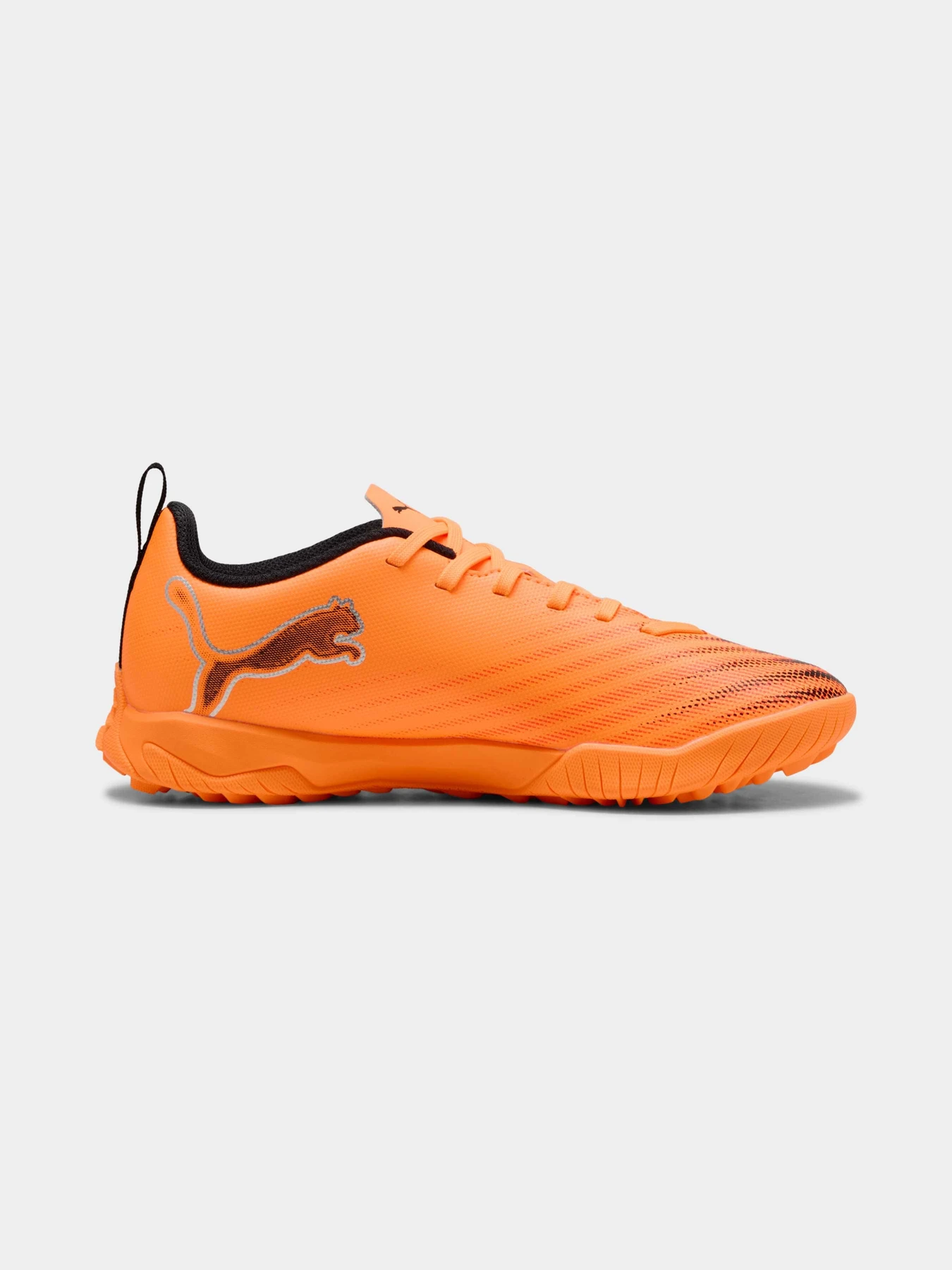 Кросівки PUMA Ultra 6 Play Tt Jr модель 108544 Кросівки PUMA Ultra 6 Play Tt Jr модель 108544 Фото