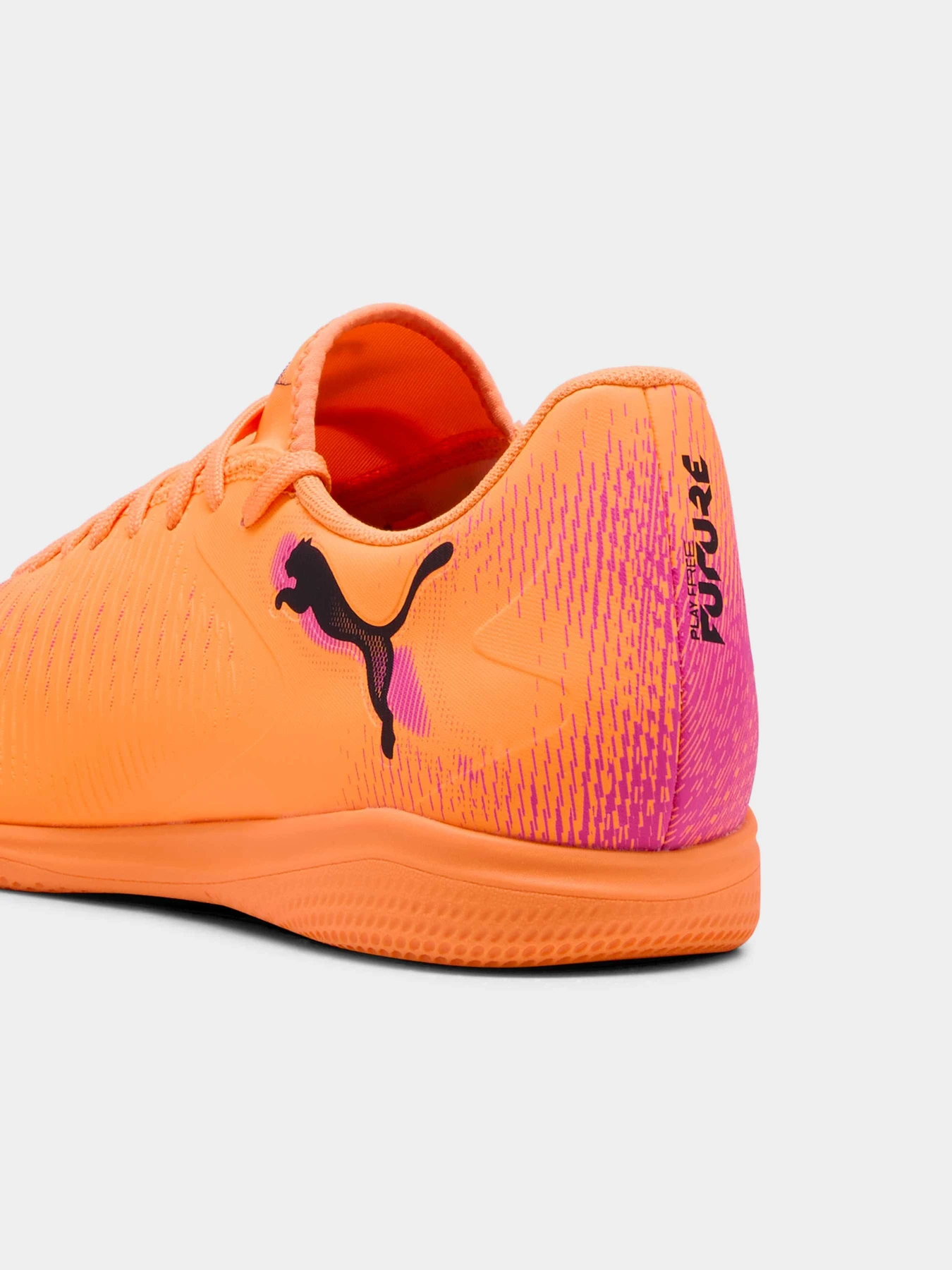 Кроссовки PUMA Future 8 Play It модель 108606 Фото