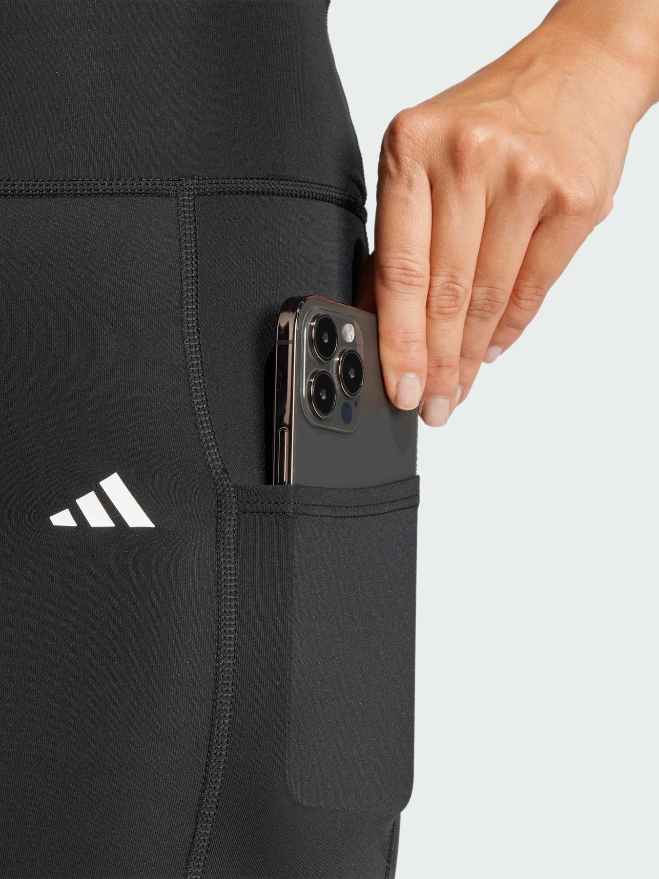 Брюки Adidas модель JM3067 Брюки Adidas модель JM3067 Фото
