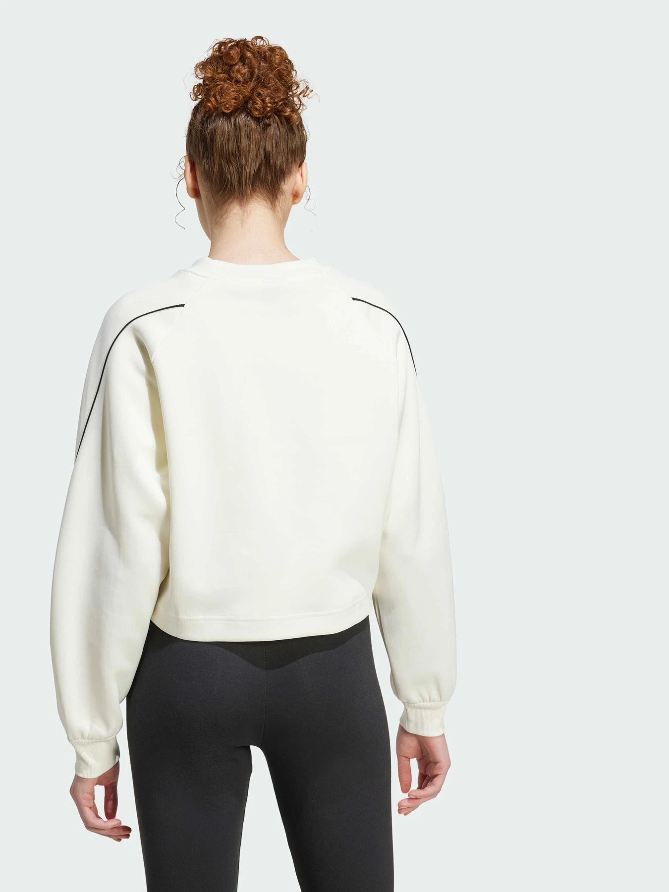 Худи и свитшоты Adidas модель JW0506 Худи и свитшоты Adidas модель JW0506 Фото