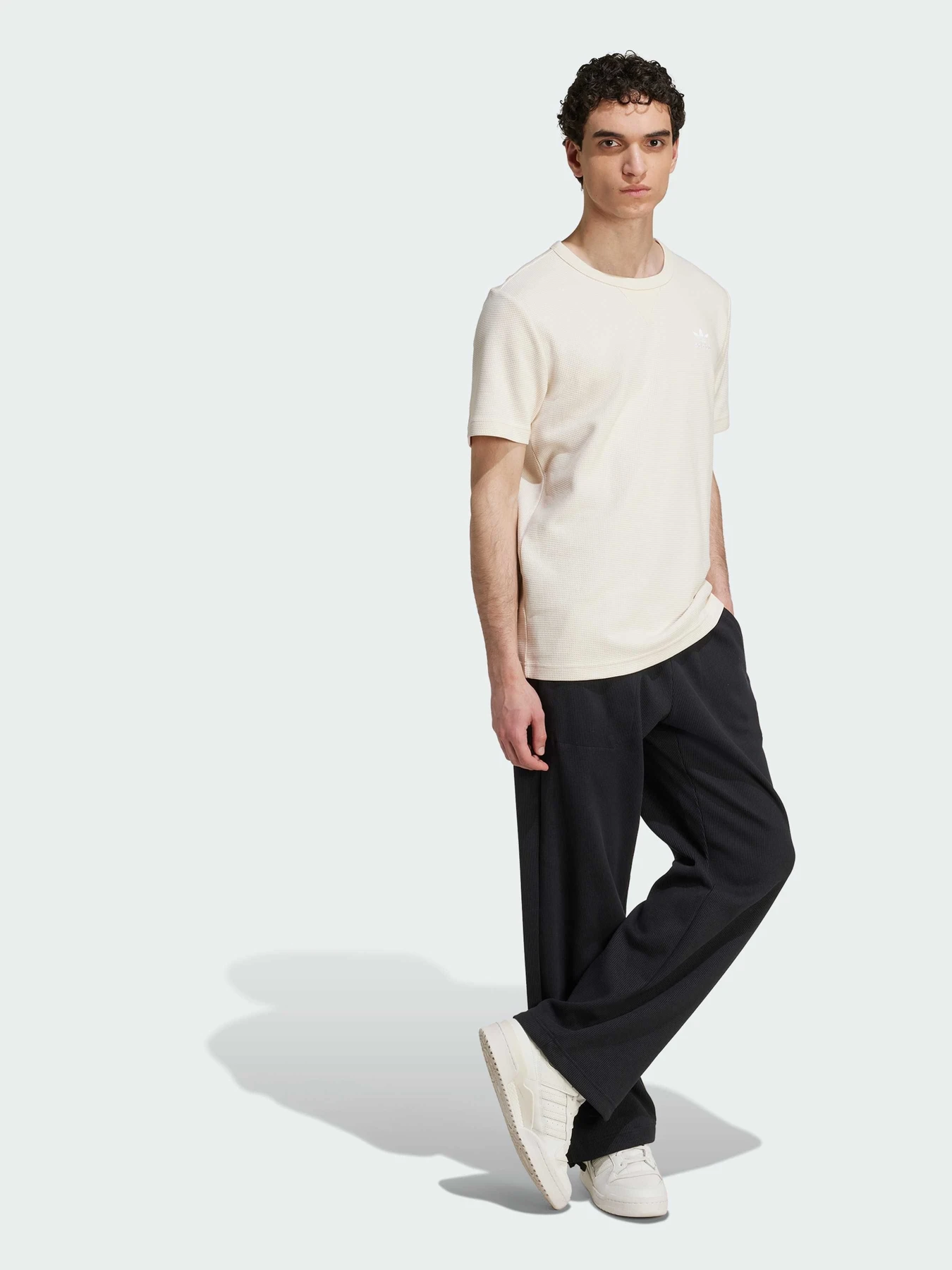 Брюки Adidas модель JW0975 Брюки Adidas модель JW0975 Фото