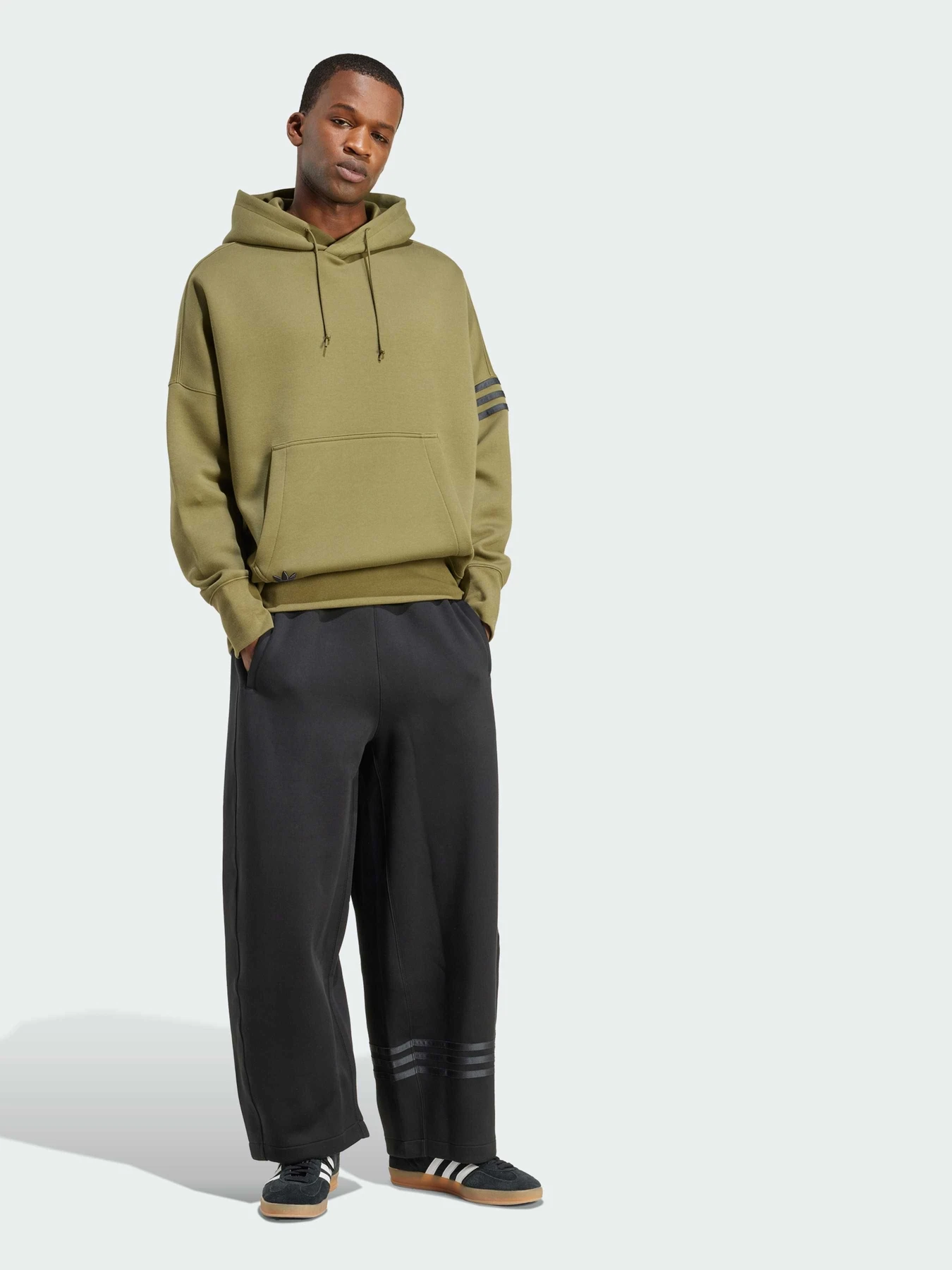 Брюки Adidas Adicolor модель JW5445 Фото