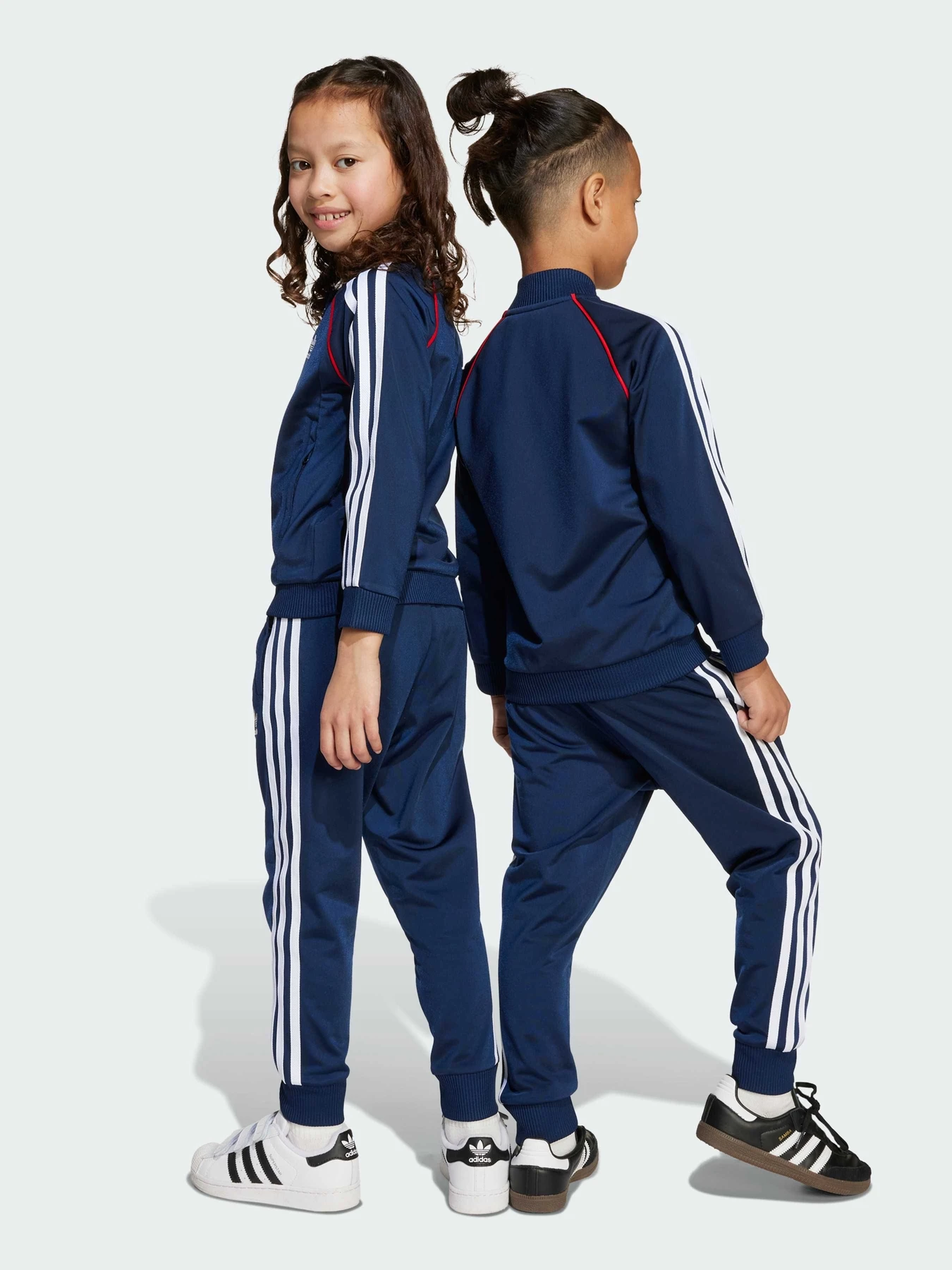 Костюми Adidas Adicolor модель JY1143 Костюми Adidas Adicolor модель JY1143 Фото