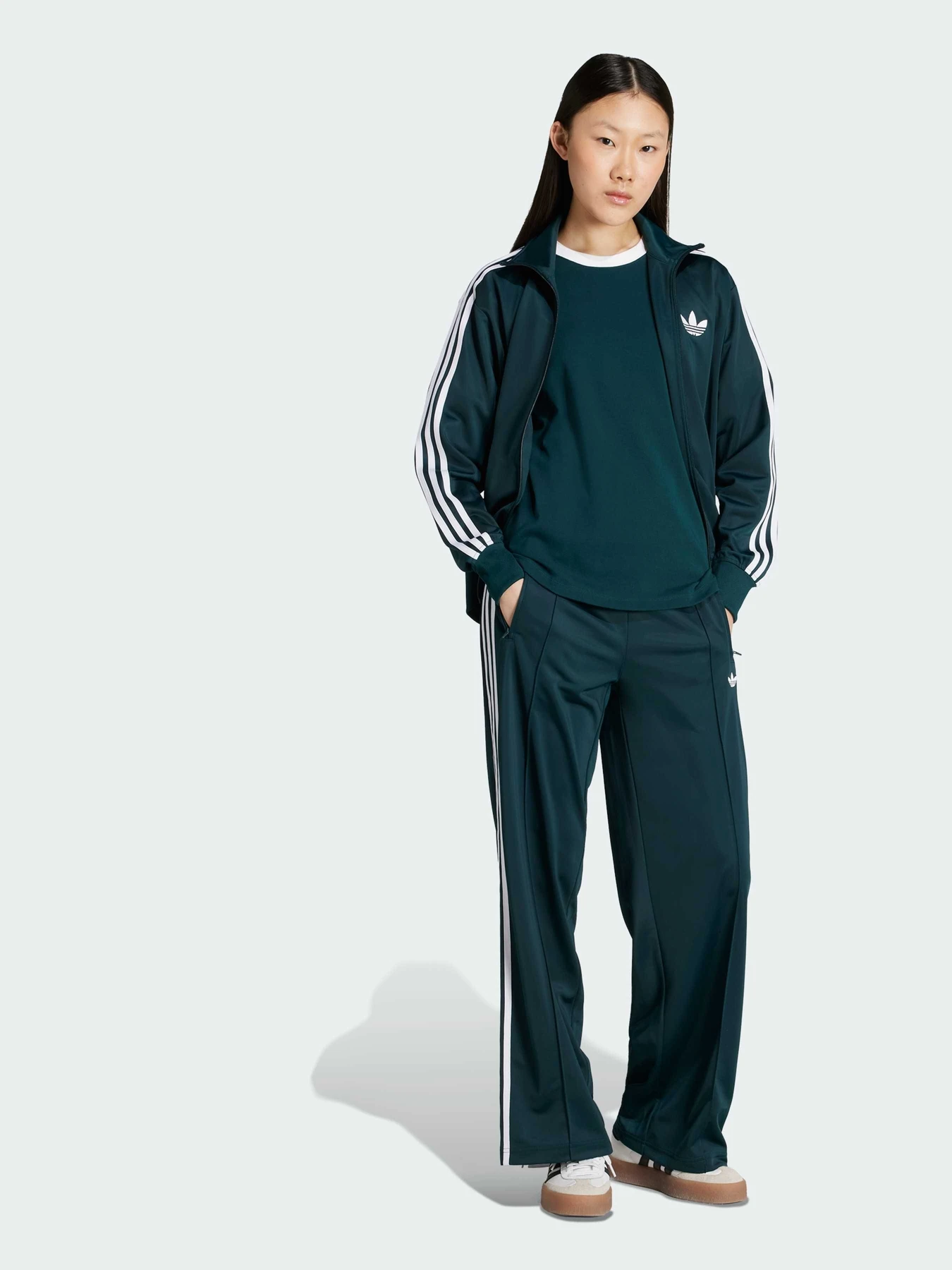 Футболки и поло Adidas Adicolor модель JY4855 Футболки и поло Adidas Adicolor модель JY4855 Фото