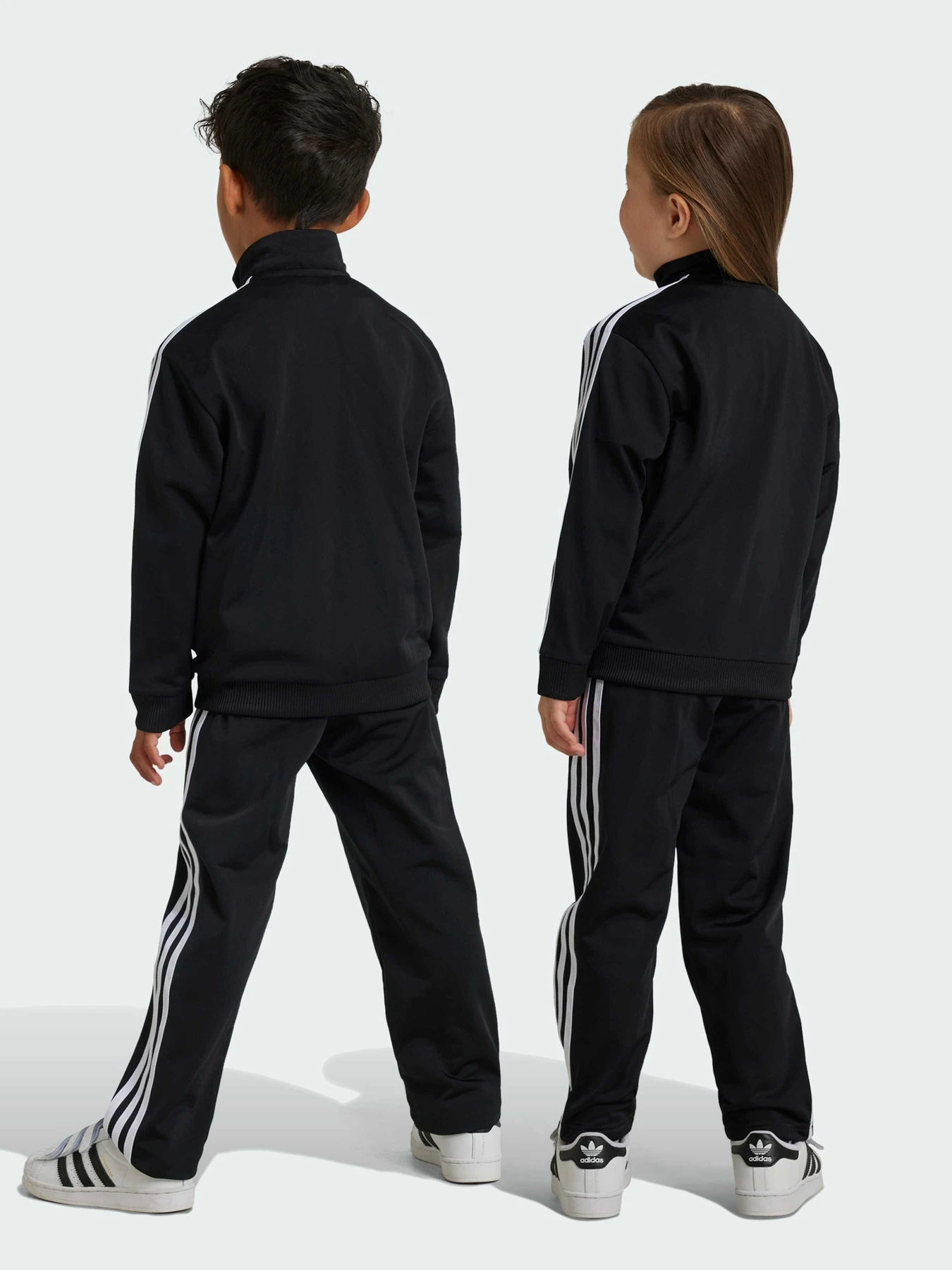 Костюми Adidas Adicolor модель IY4798 Костюми Adidas Adicolor модель IY4798 Фото