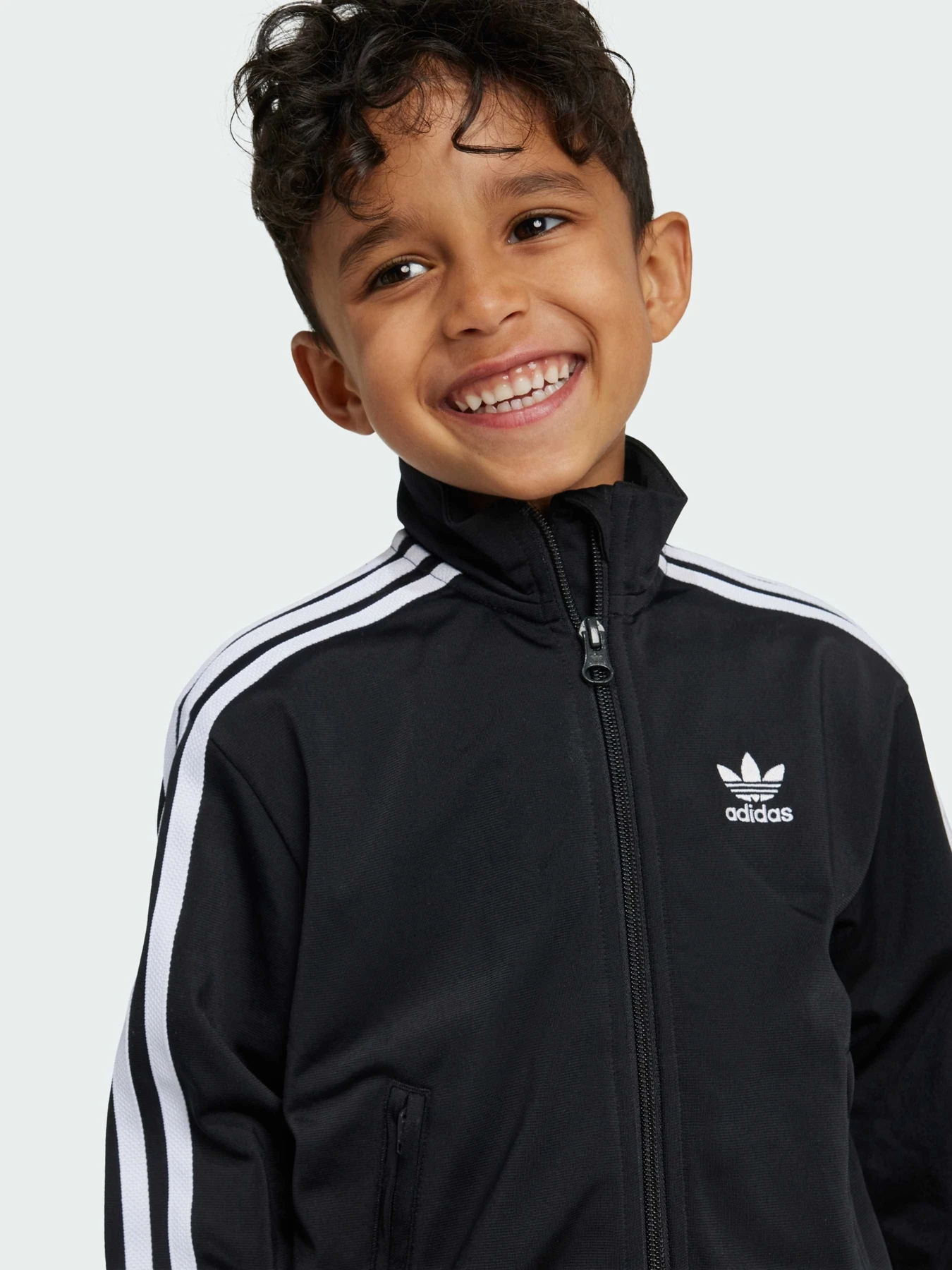 Костюми Adidas Adicolor модель IY4798 Костюми Adidas Adicolor модель IY4798 Фото