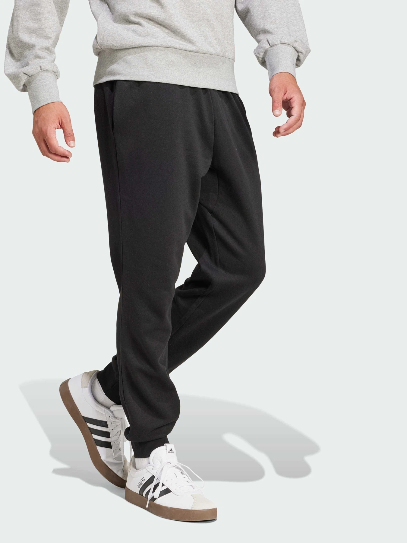 Штани Adidas Adidas Essentials модель JE3815 Штани Adidas Adidas Essentials модель JE3815 Фото