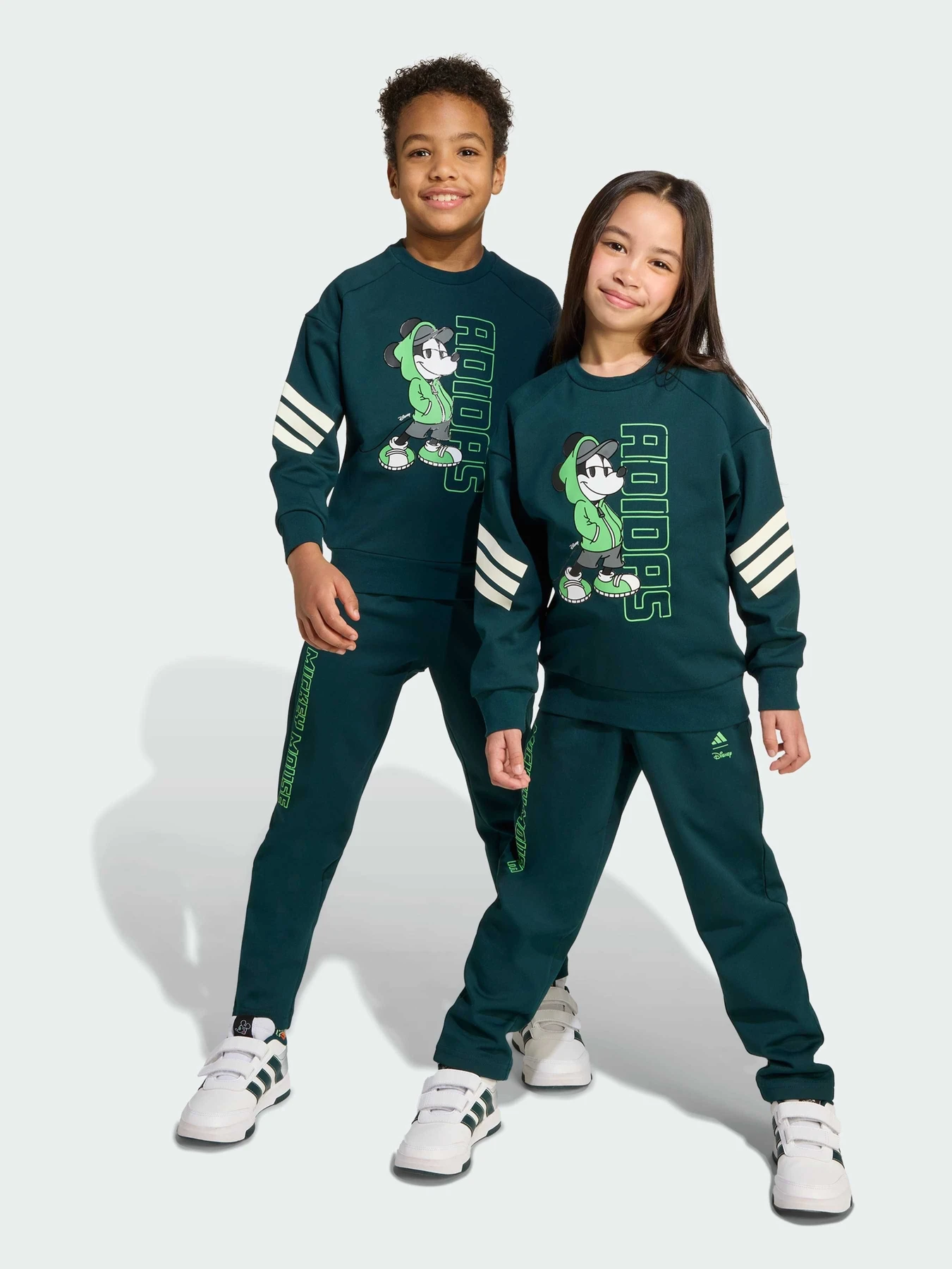 Костюмы Adidas x Disney модель JL9187 Костюмы Adidas x Disney модель JL9187 Фото