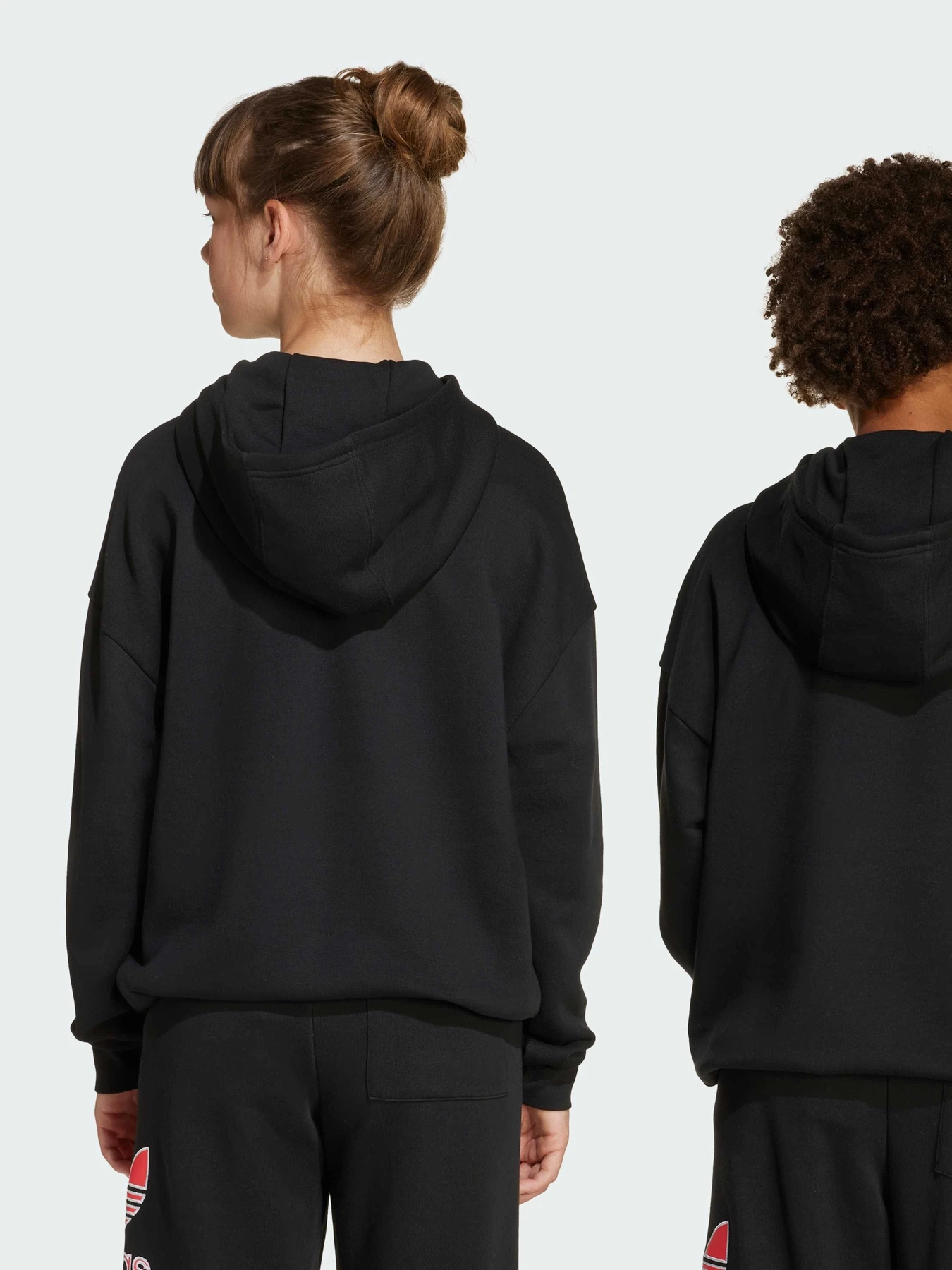 Худи и свитшоты Adidas Adicolor модель JV8637 Худи и свитшоты Adidas Adicolor модель JV8637 Фото