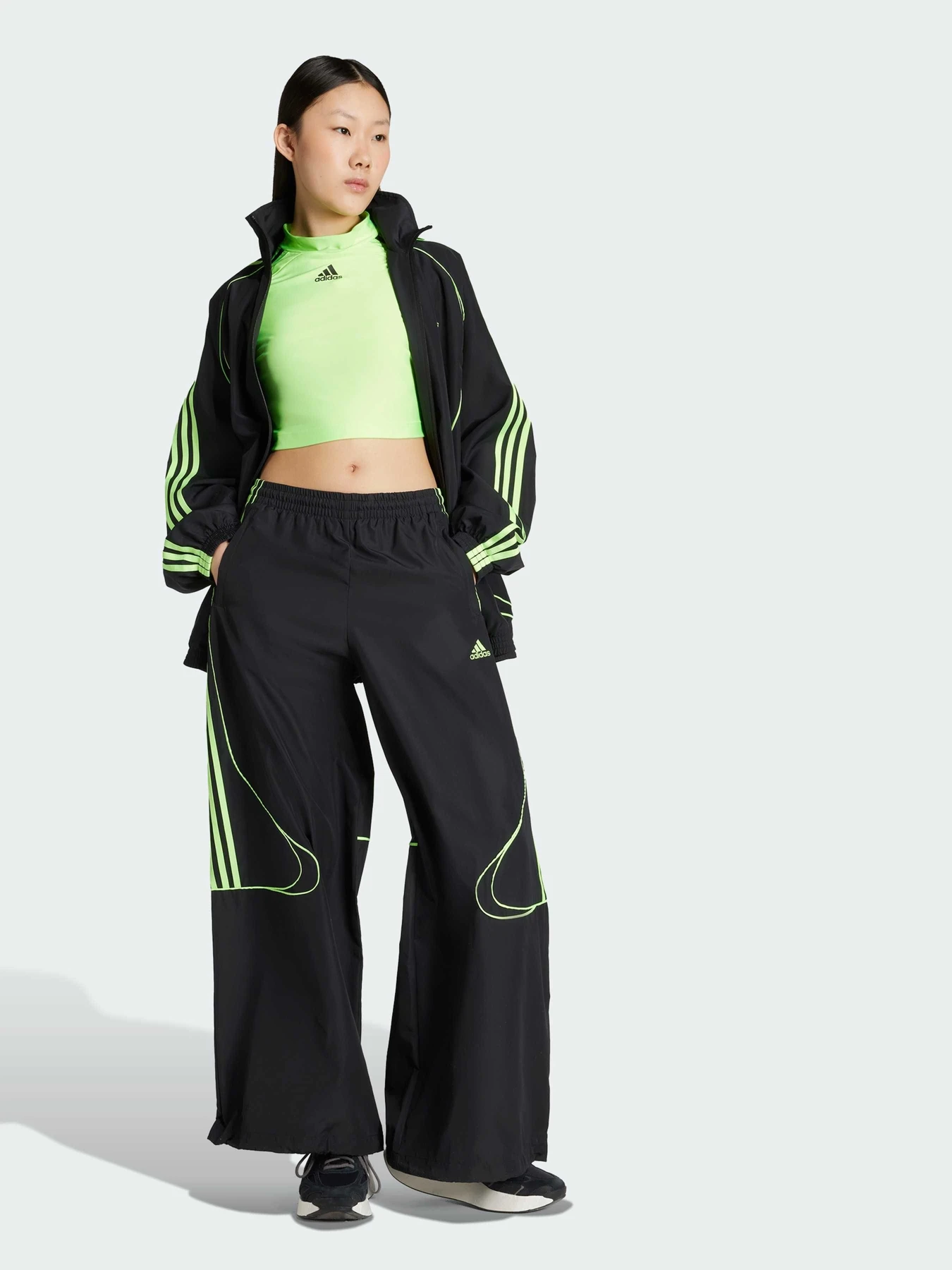 Худі та світшоти Adidas Adicolor модель JY2585 Худі та світшоти Adidas Adicolor модель JY2585 Фото