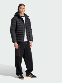 Куртки та дублянки Adidas модель JX4117 Фото