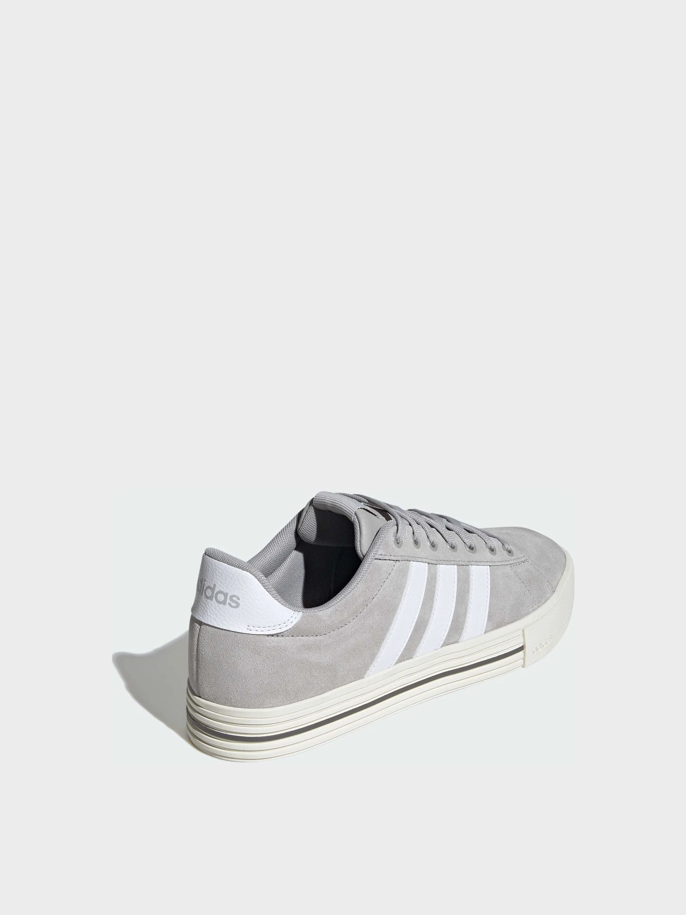 Кеди Adidas модель IF4504 Кеди Adidas модель IF4504 Фото