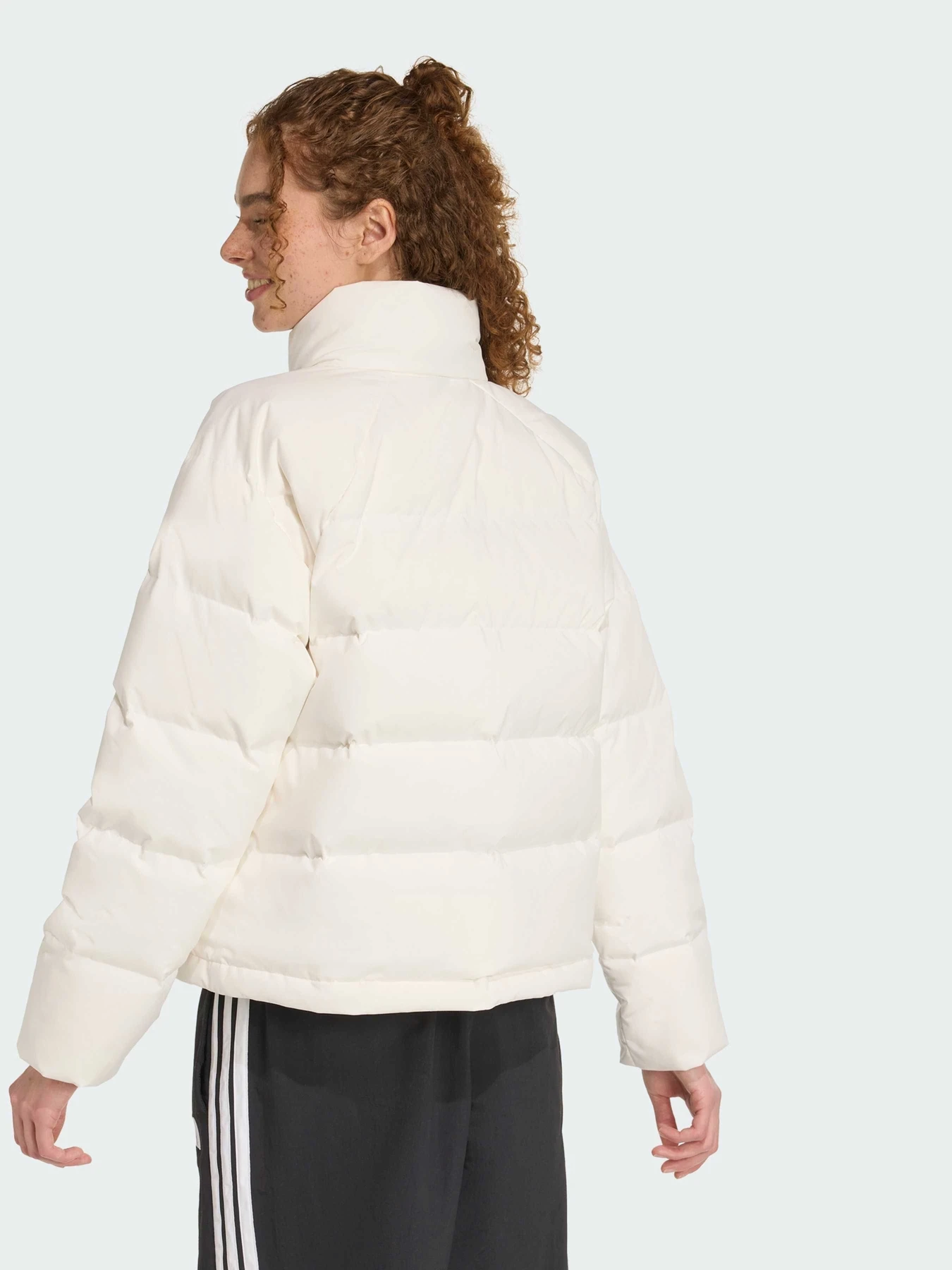Куртки и дубленки Adidas модель JX3029 Куртки и дубленки Adidas модель JX3029 Фото