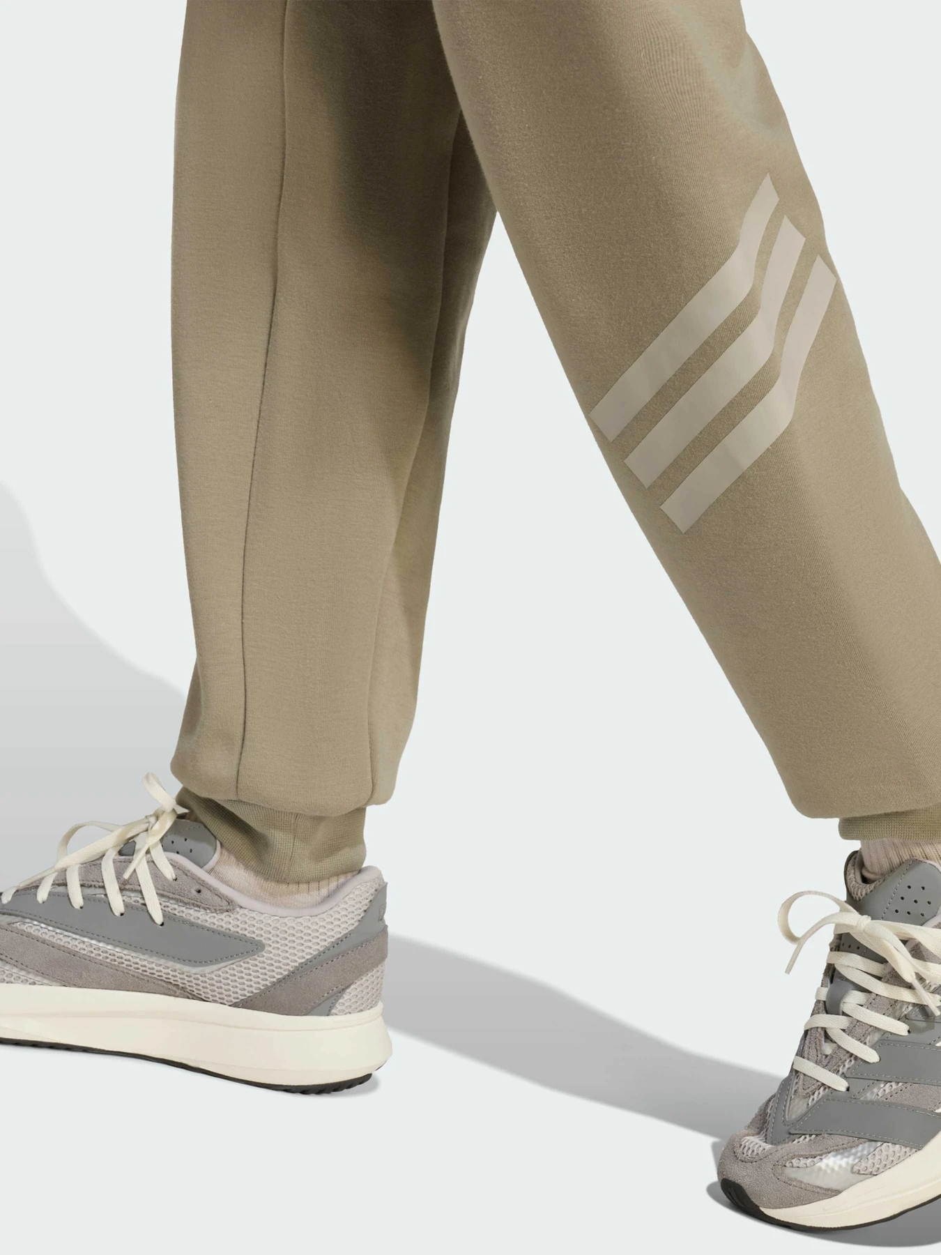 Брюки Adidas модель JW7523 Брюки Adidas модель JW7523 Фото