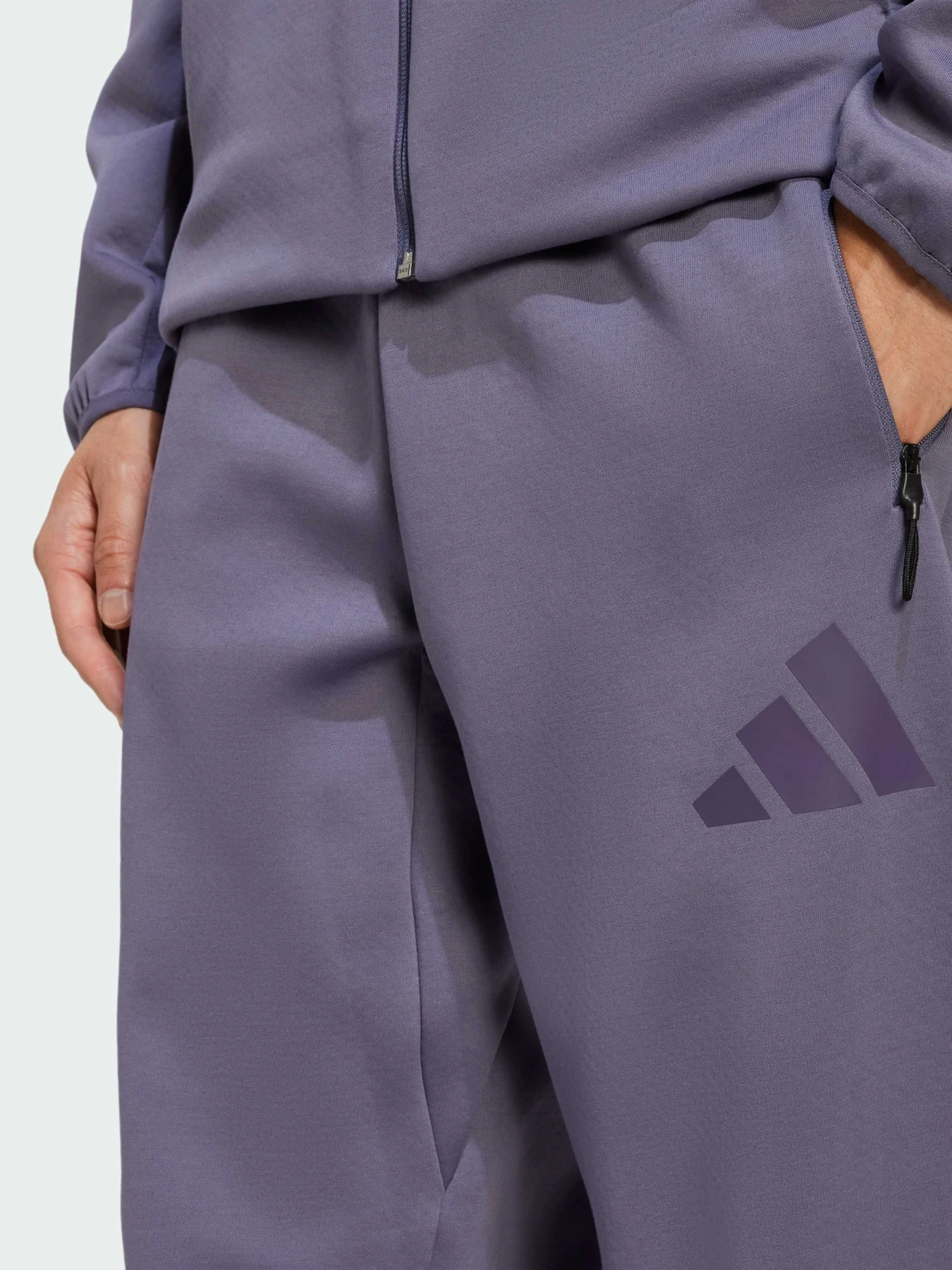 Брюки Adidas ZNE модель JW4727 Фото