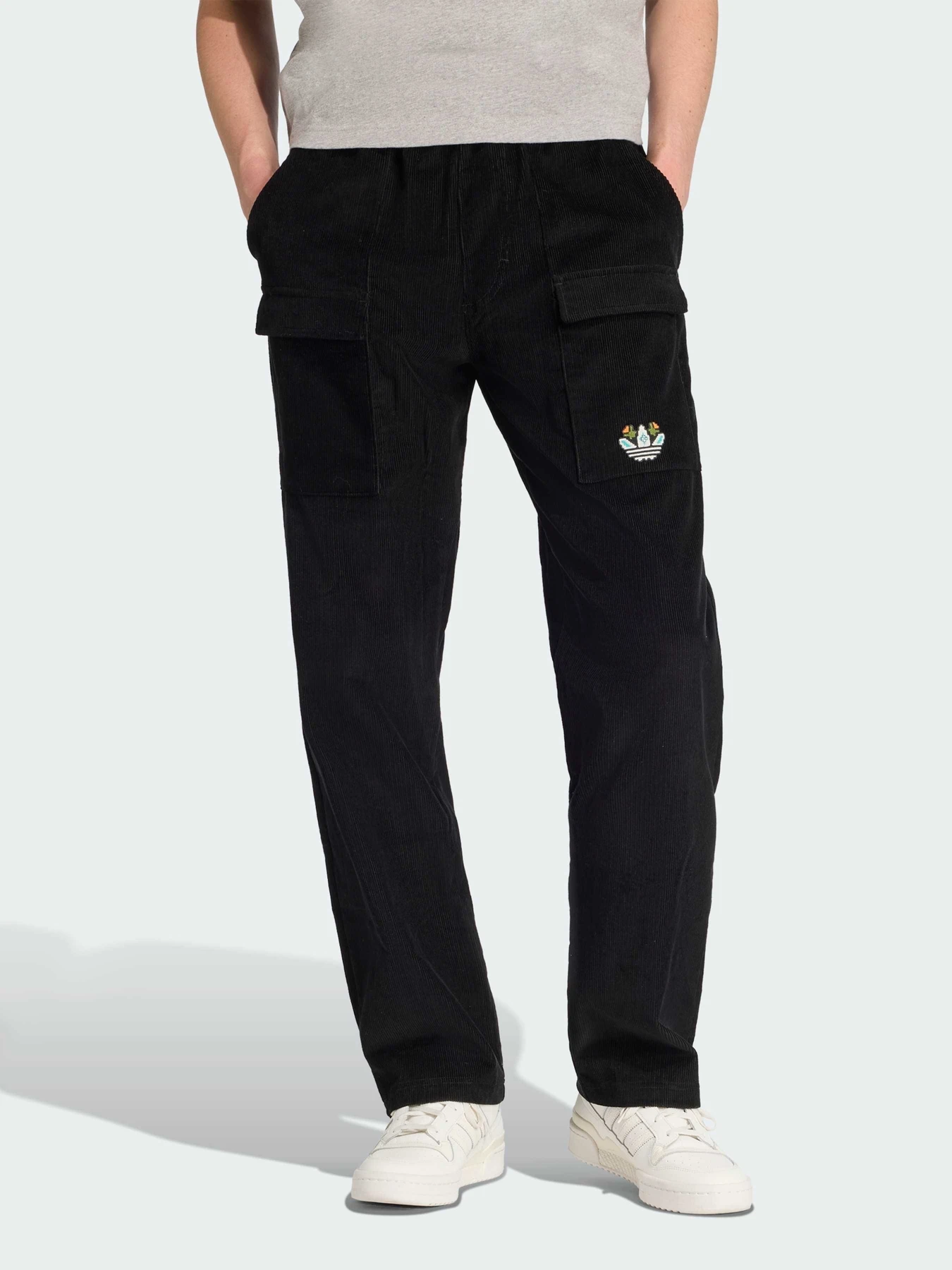 Брюки Adidas Graphics модель JY3003 Брюки Adidas Graphics модель JY3003 Фото