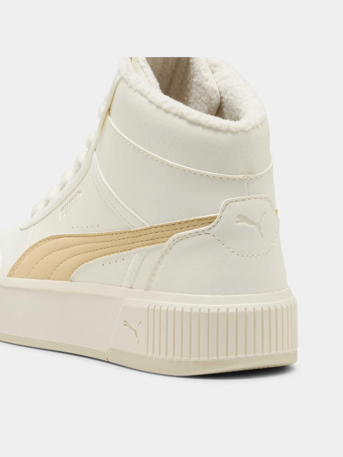 Кеди PUMA Carina Mia Mid Wtr модель 403584 Кеди PUMA Carina Mia Mid Wtr модель 403584 Фото