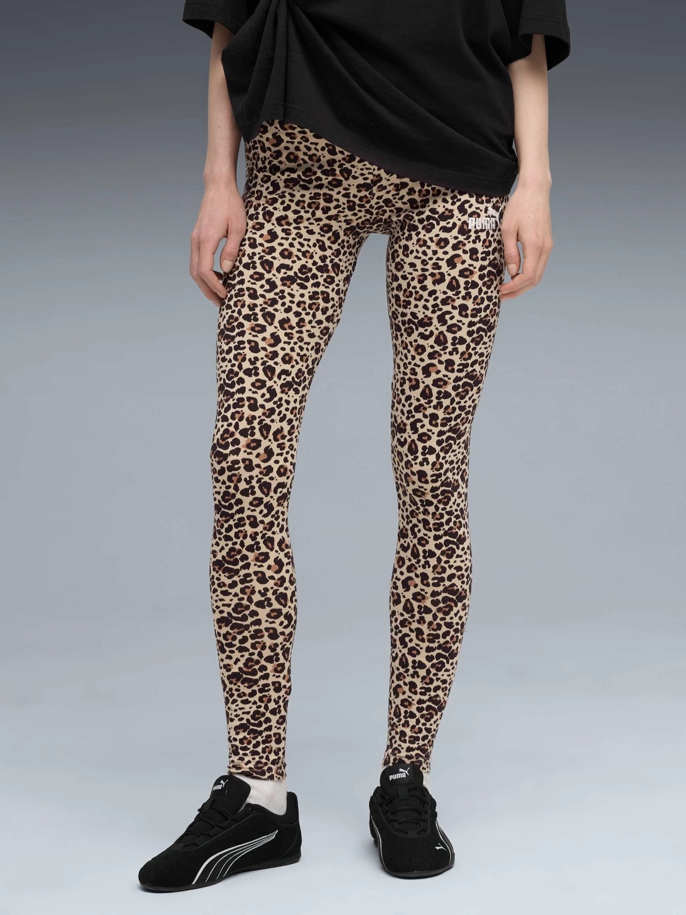 Брюки PUMA Ess Graphic Animal Leggings модель 688085 Брюки PUMA Ess Graphic Animal Leggings модель 688085 Фото